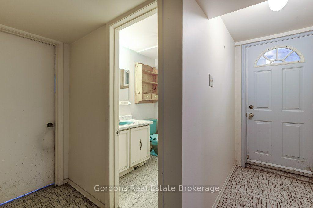 Photo 40 of 772 Greg Drive, Burlington, Shoreacres — HOMEH