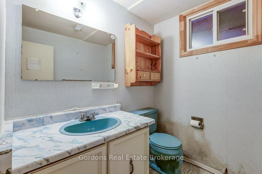 Photo 42 of 772 Greg Drive, Burlington, Shoreacres — HOMEH