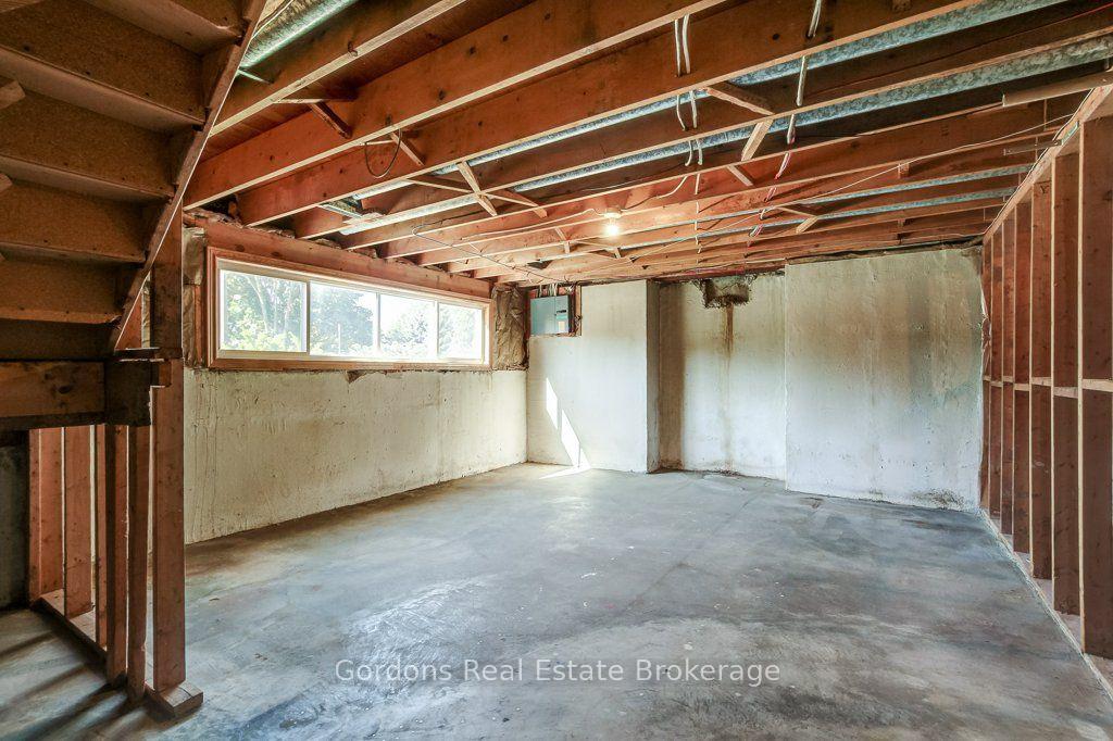 Photo 44 of 772 Greg Drive, Burlington, Shoreacres — HOMEH