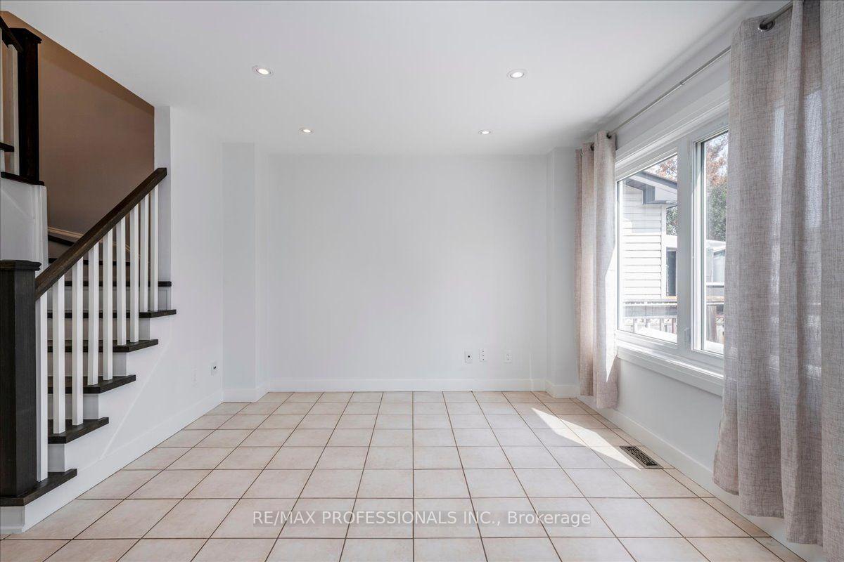 Photo 11 of 10 Corrie Crescent, Essa, Angus — HOMEH