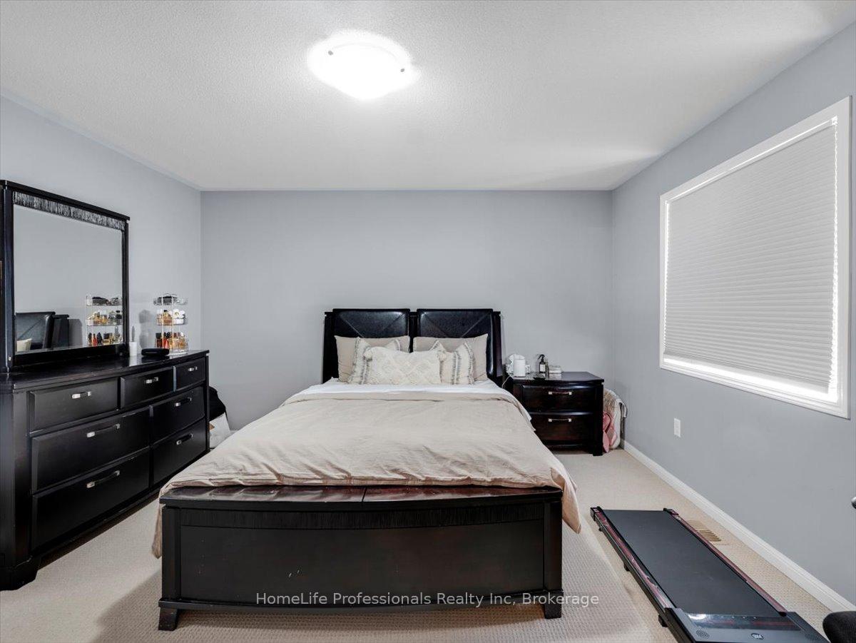 Photo 31 of 95 Emick Drive, Hamilton, Meadowlands — HOMEH