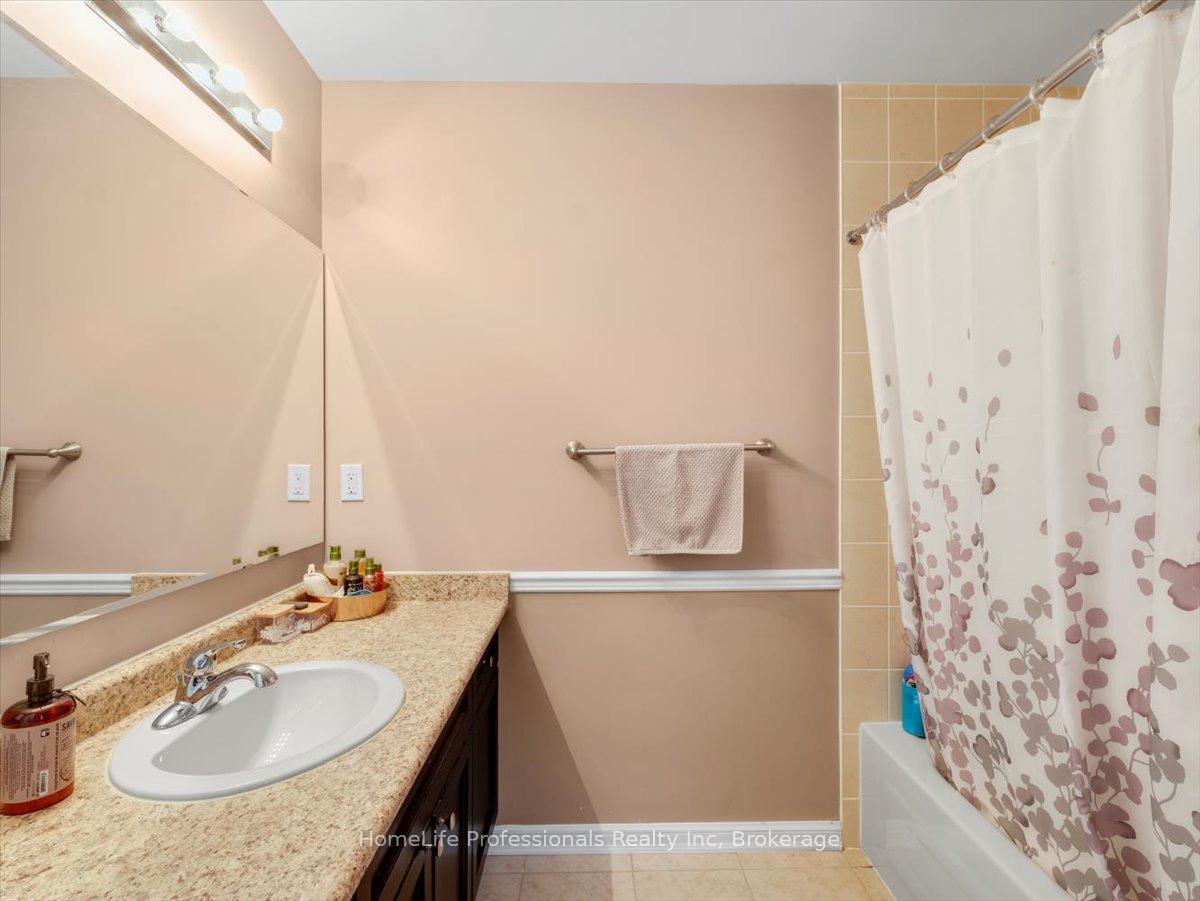 Photo 38 of 95 Emick Drive, Hamilton, Meadowlands — HOMEH