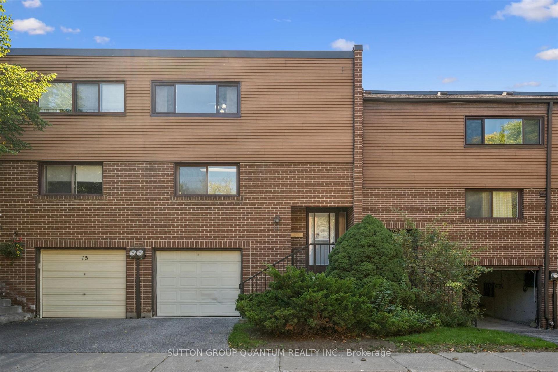 Photo 1 of Unit 32, 13 Burnt Meadoway, North York, Hillcrest Village — HOMEH