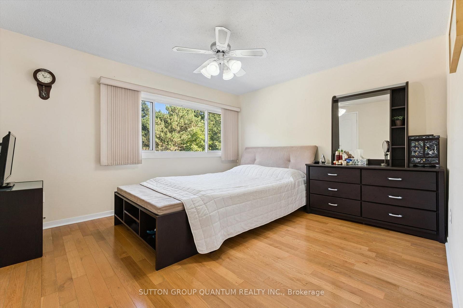 Photo 12 of Unit 32, 13 Burnt Meadoway, North York, Hillcrest Village — HOMEH