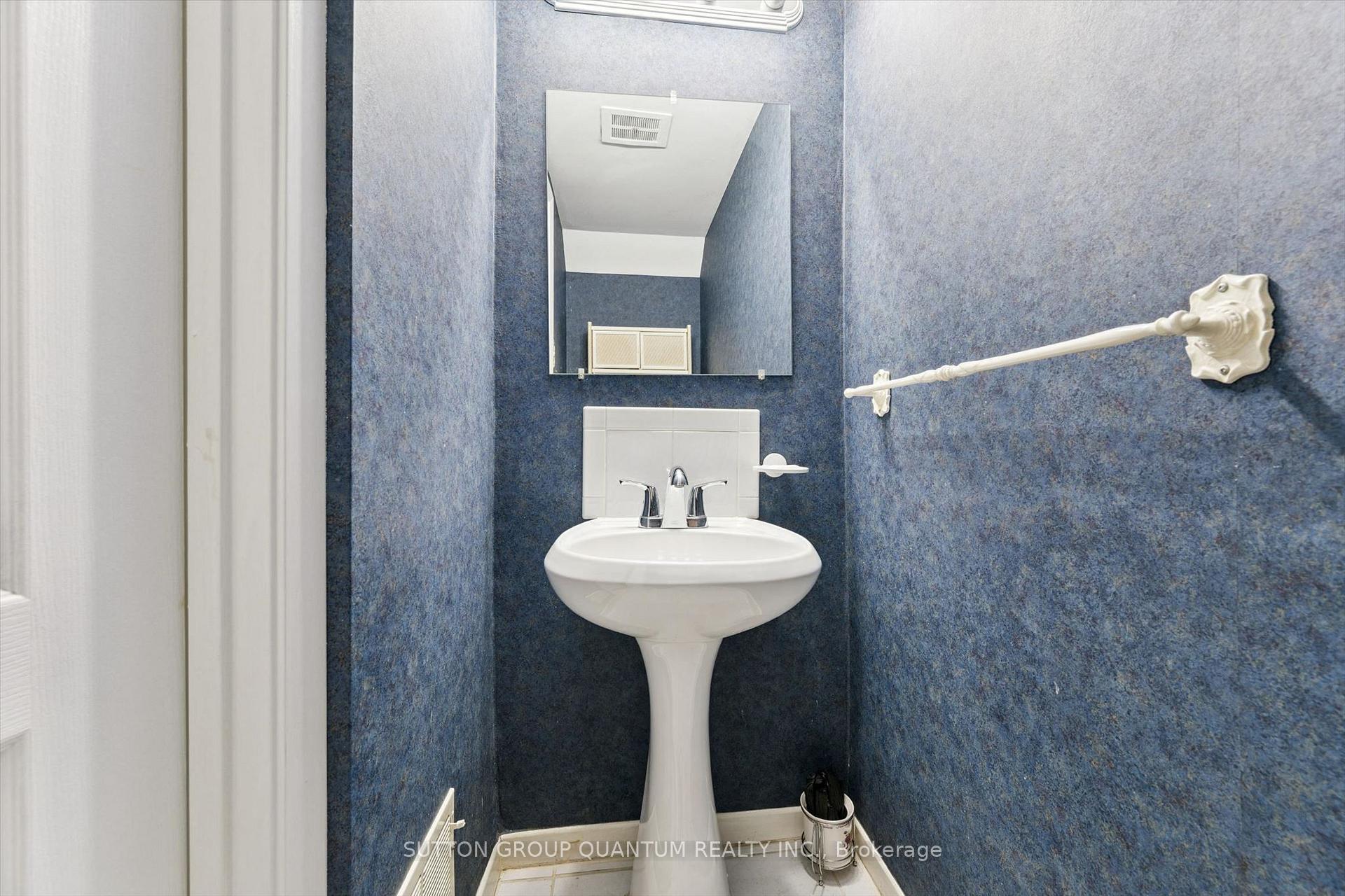 Photo 22 of Unit 32, 13 Burnt Meadoway, North York, Hillcrest Village — HOMEH