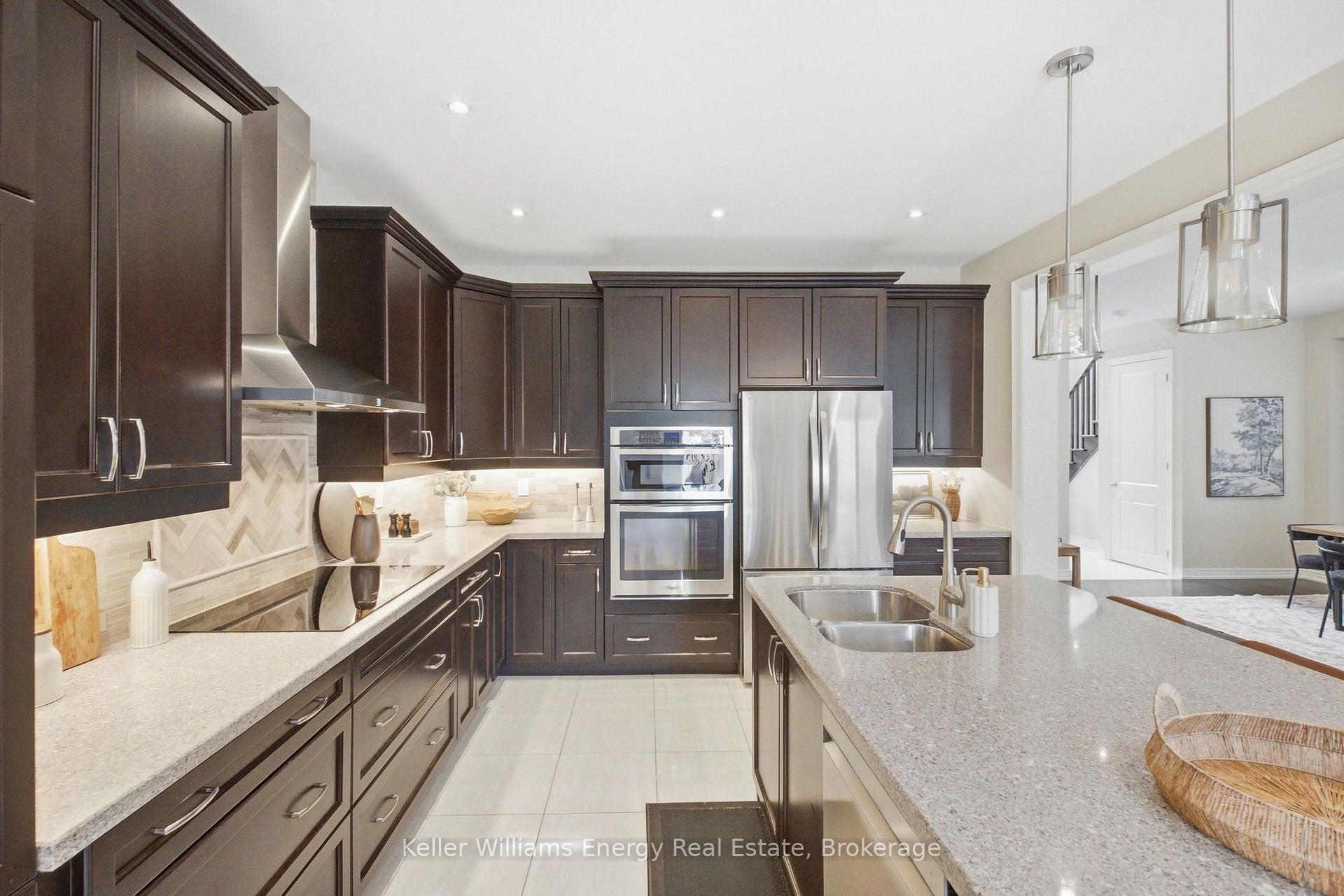 Photo 12 of 1737 Frederick Mason Drive, Oshawa, Taunton — HOMEH