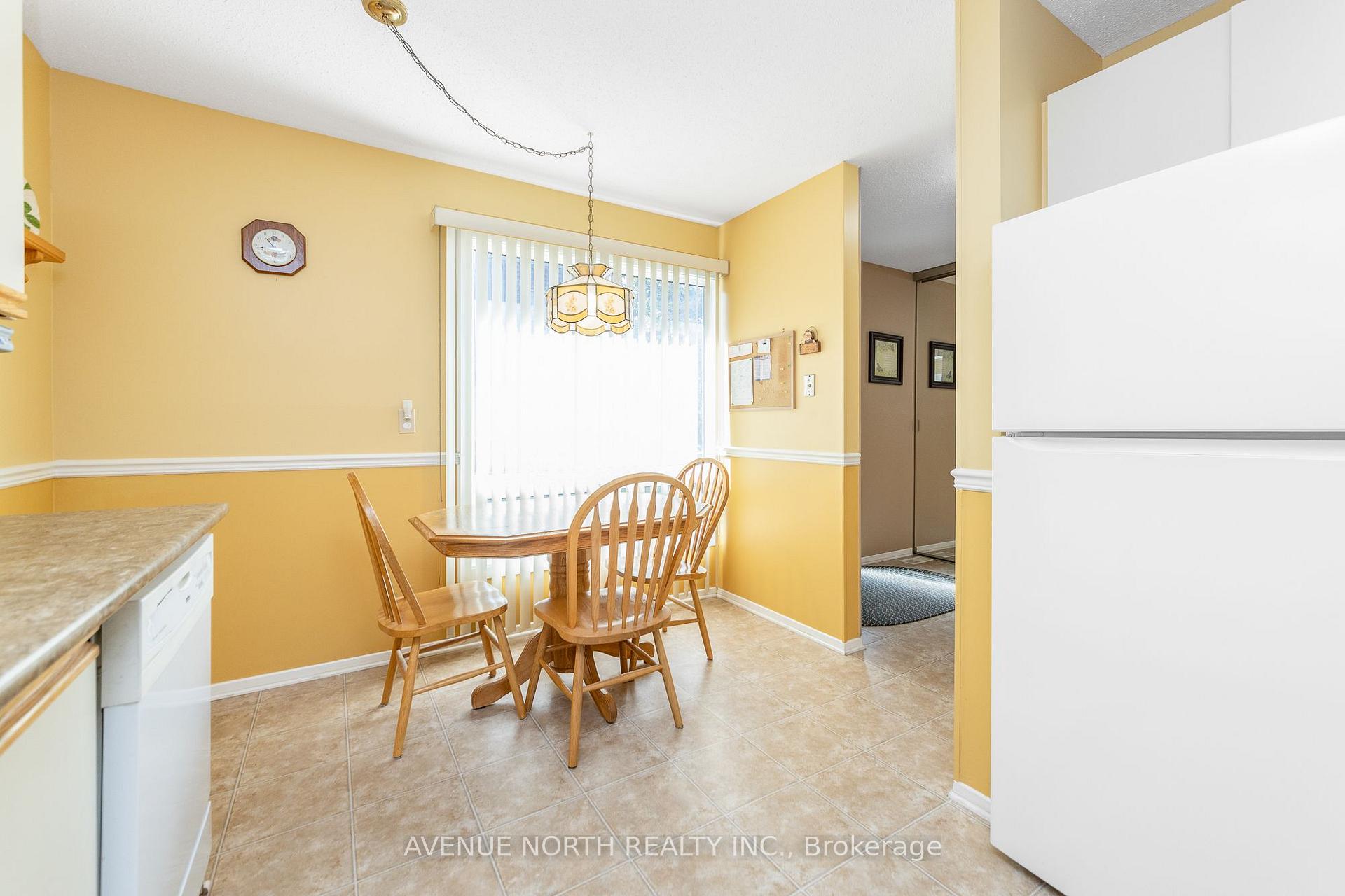 Photo 7 of Unit 239, 2270 Cotters Crescent, Ottawa, Windsor Park Village — HOMEH