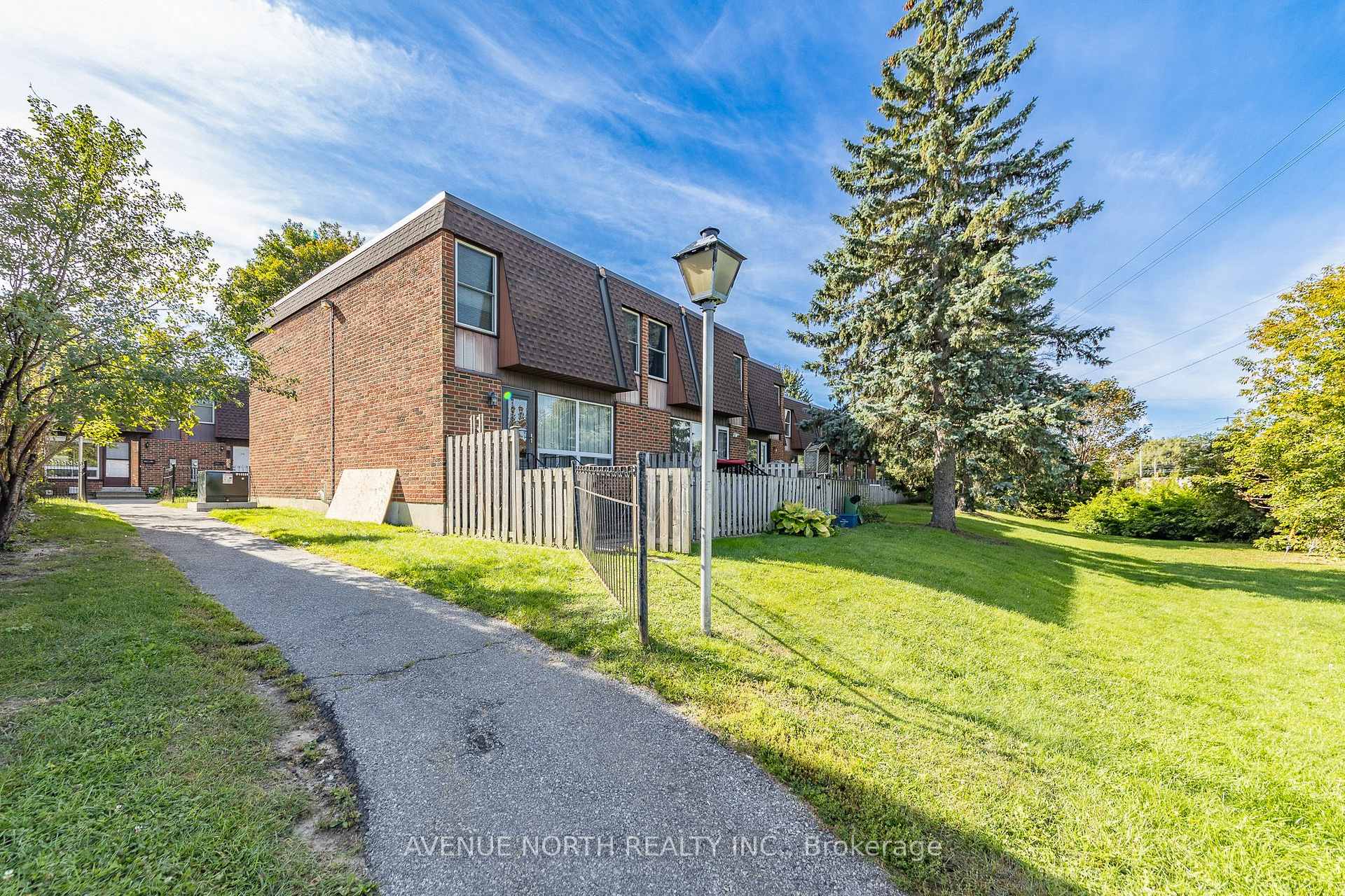 Photo 35 of Unit 239, 2270 Cotters Crescent, Ottawa, Windsor Park Village — HOMEH