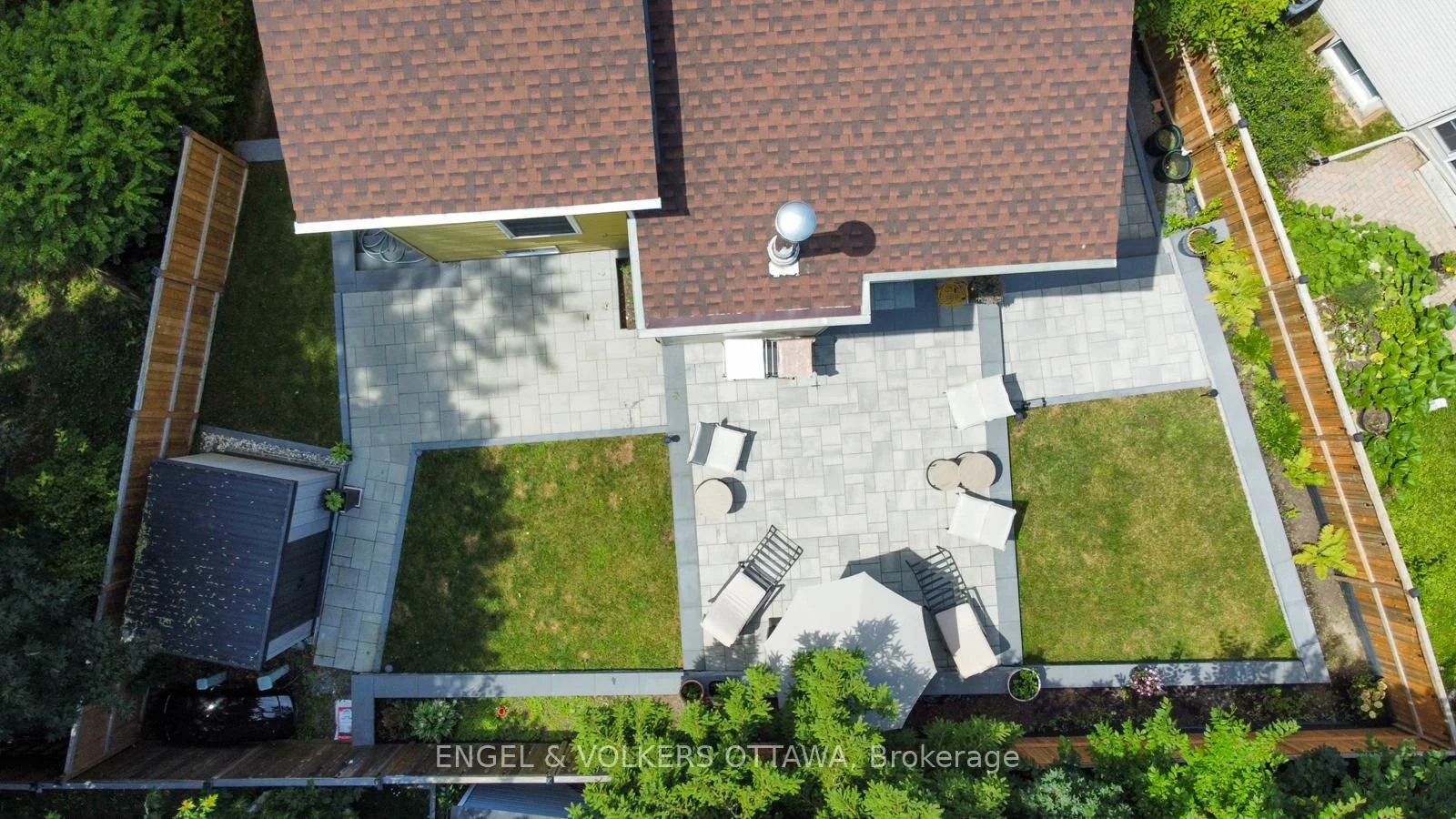 Photo 39 of 15 Archer Square, Ottawa, Hunt Club Woods — HOMEH