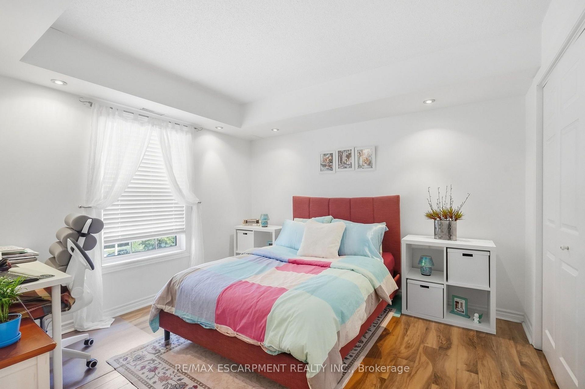 Photo 26 of Unit 310, 4025 Kilmer Drive, Burlington, Tansley — HOMEH