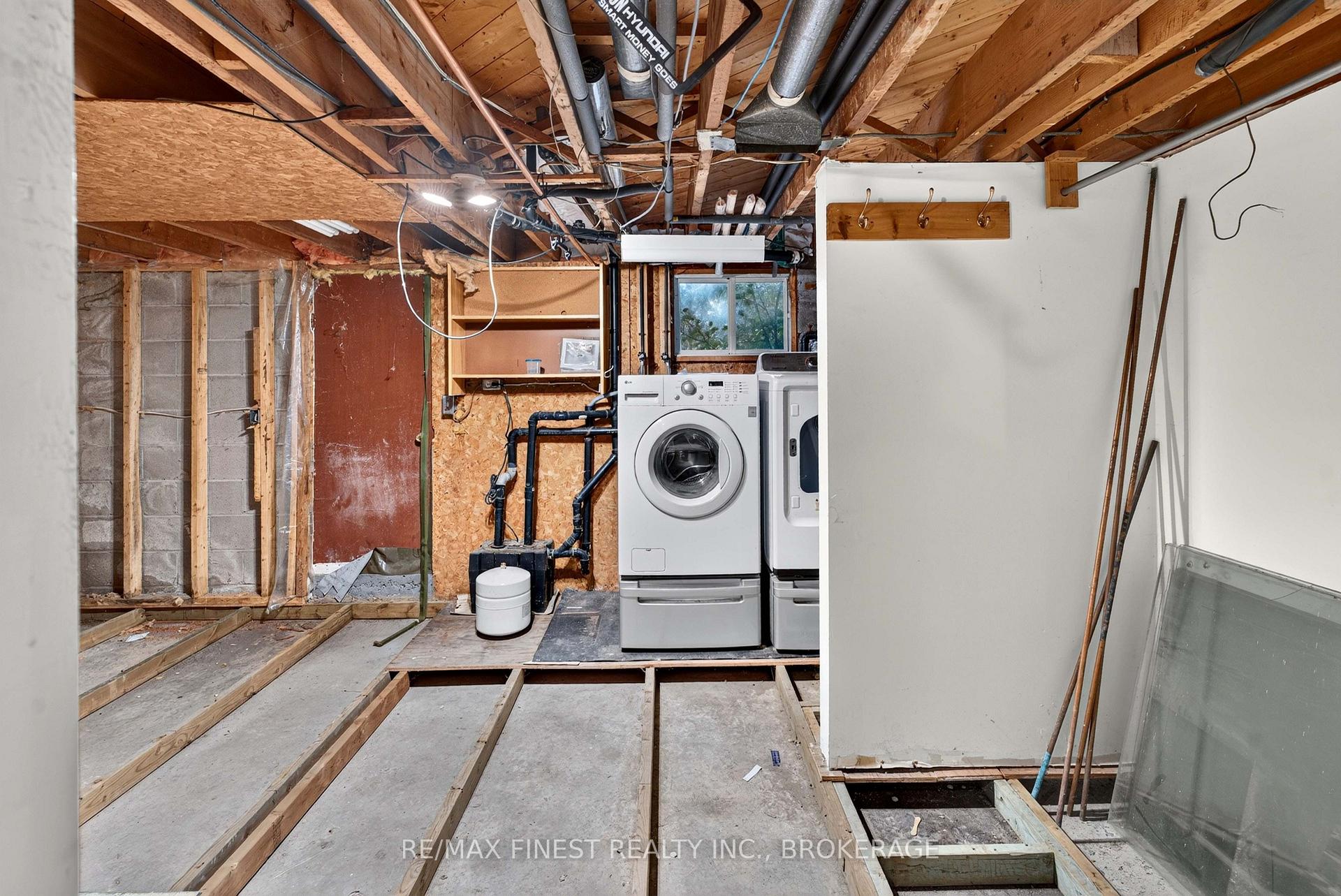 Photo 21 of 1045 Middle Road, Kingston, Kingston Mills — HOMEH