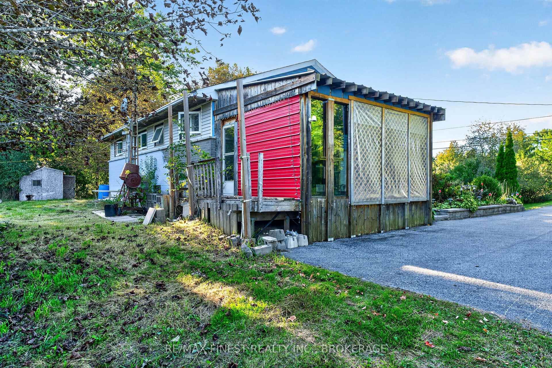 Photo 29 of 1045 Middle Road, Kingston, Kingston Mills — HOMEH