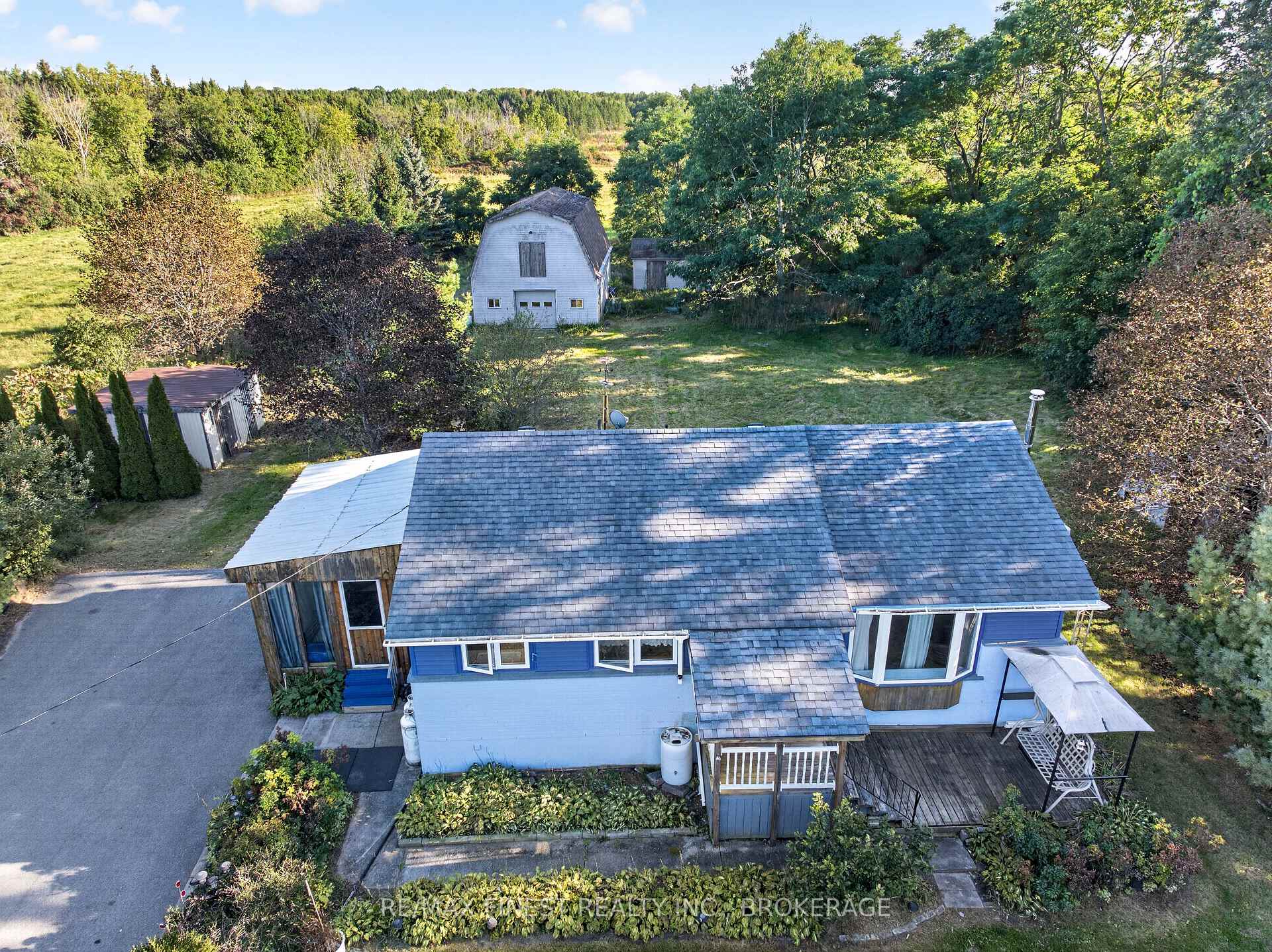 Photo 30 of 1045 Middle Road, Kingston, Kingston Mills — HOMEH