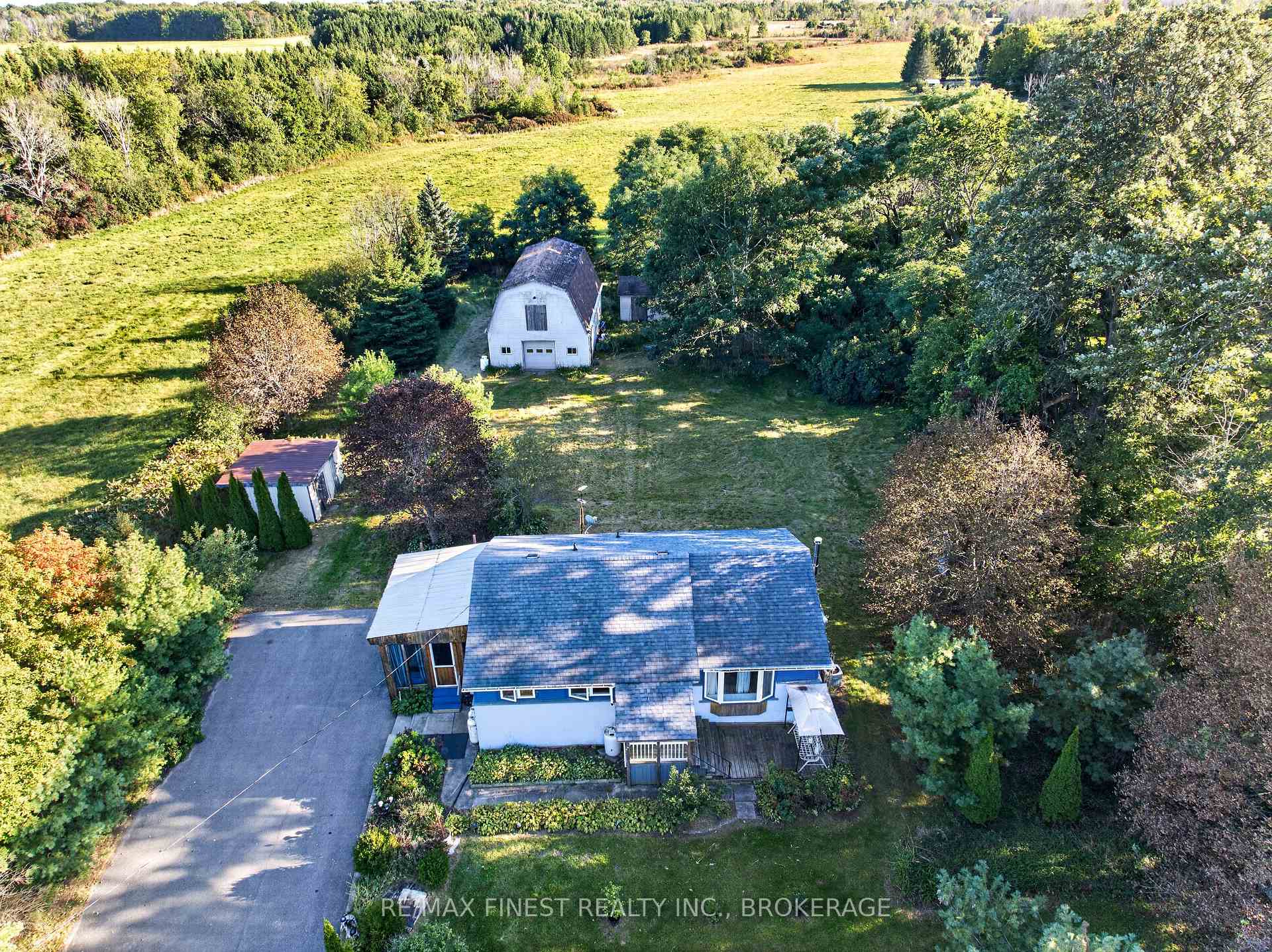 Photo 43 of 1045 Middle Road, Kingston, Kingston Mills — HOMEH