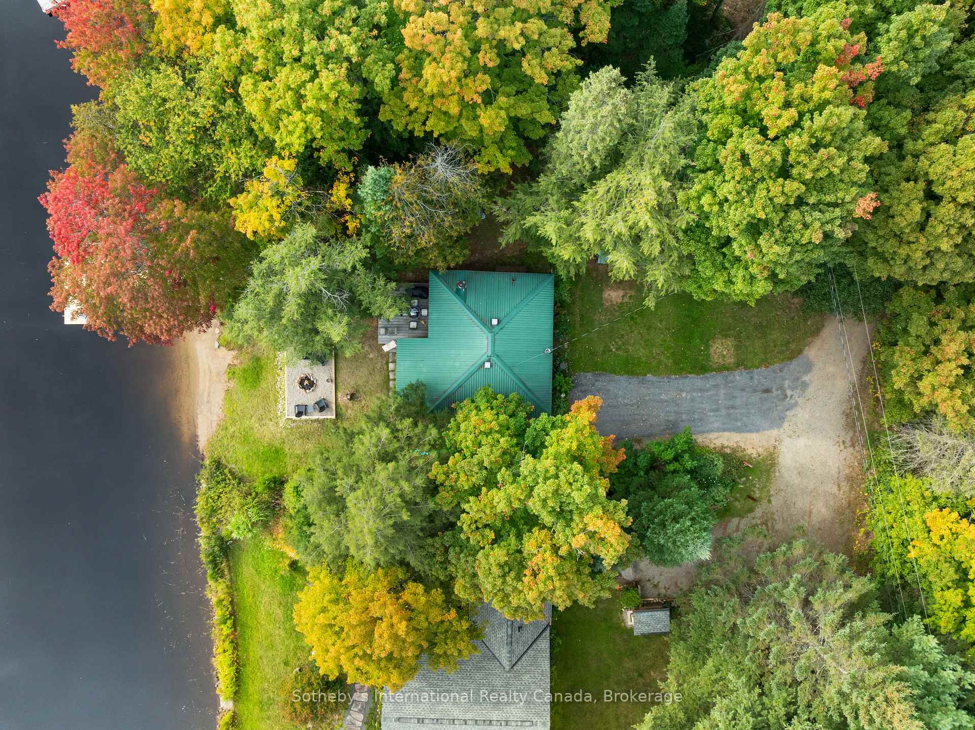 Photo 13 of 1054 Keysbury Drive, Algonquin Highlands, McClintock — HOMEH