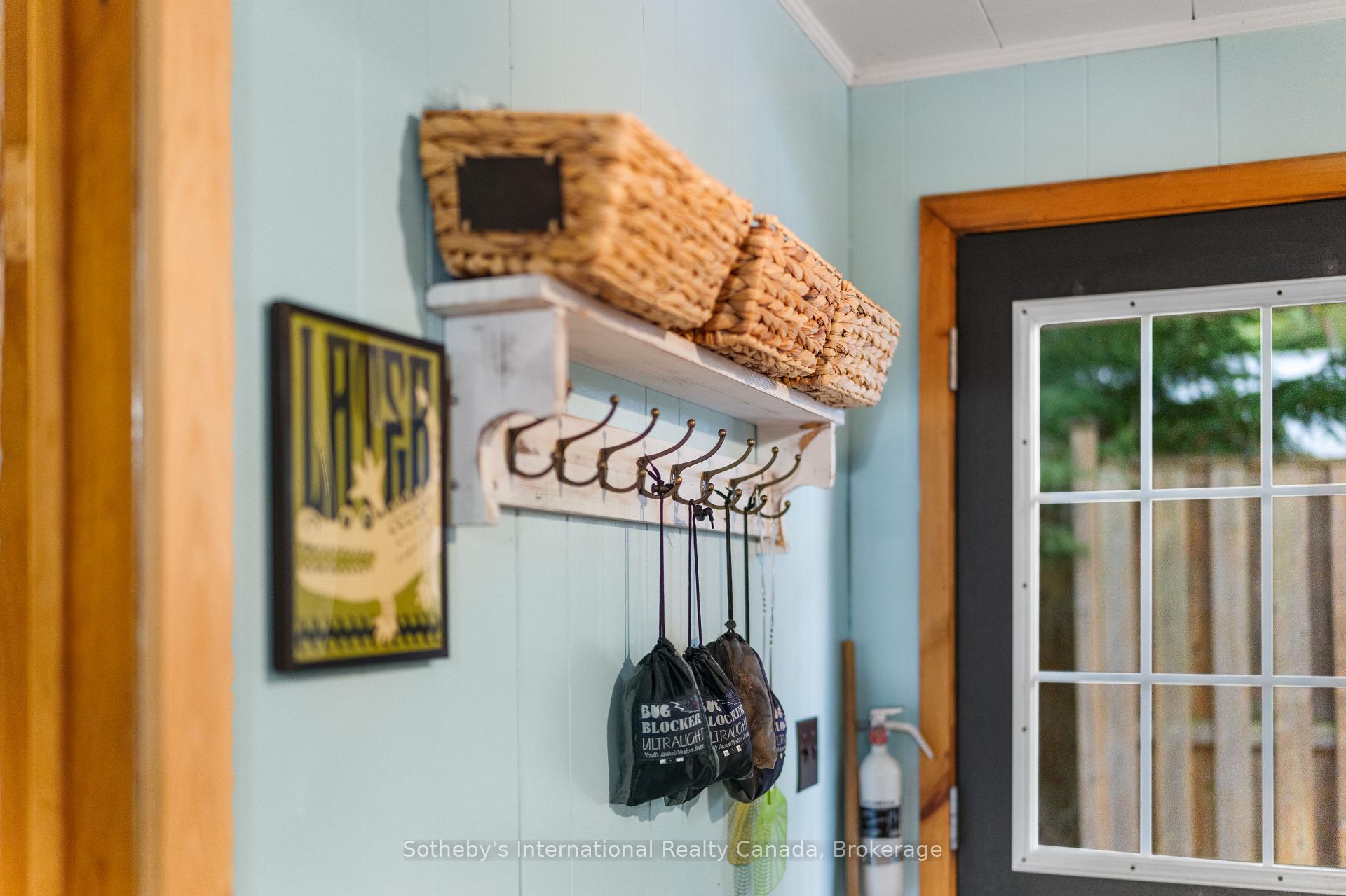 Photo 17 of 1054 Keysbury Drive, Algonquin Highlands, McClintock — HOMEH