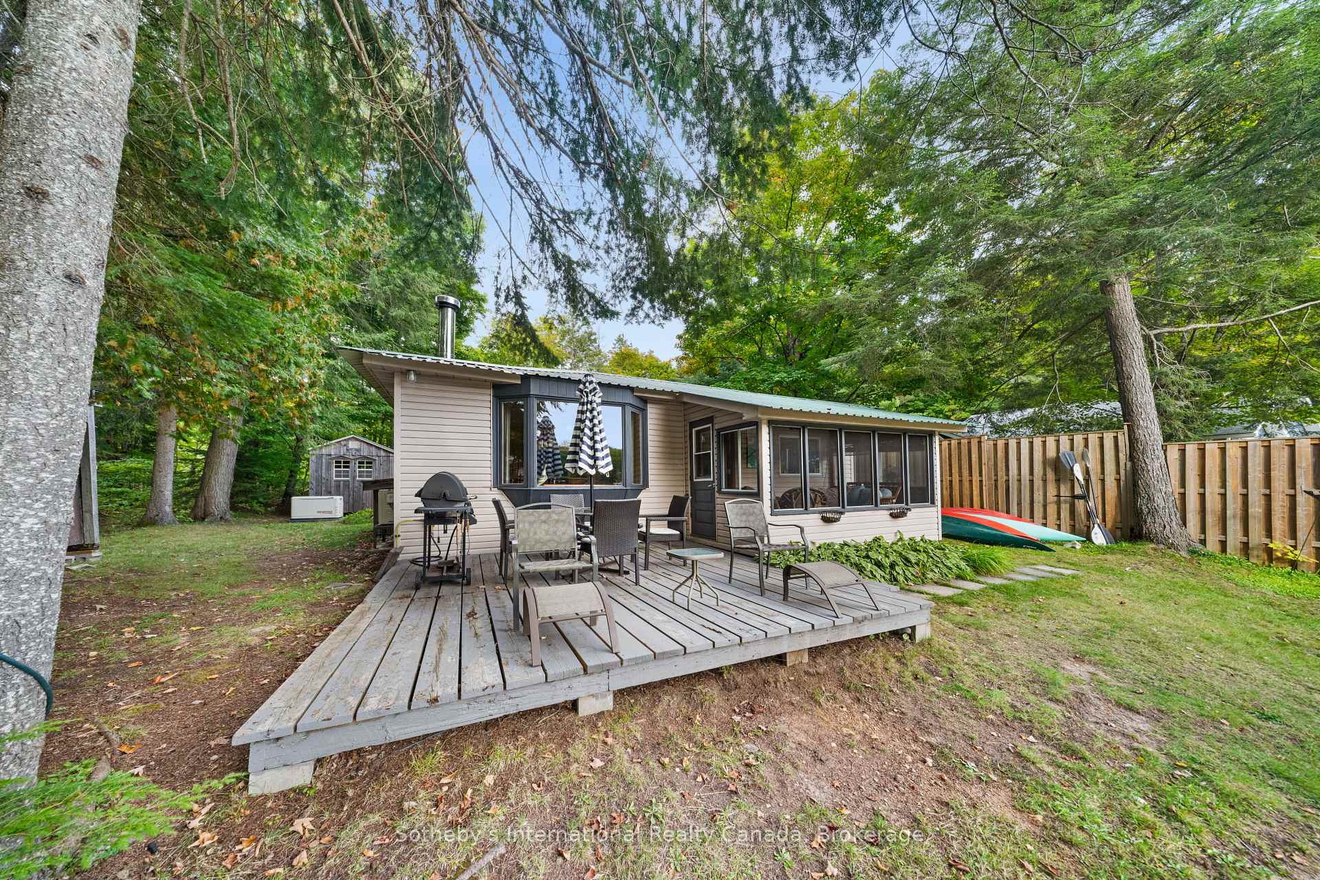 Photo 37 of 1054 Keysbury Drive, Algonquin Highlands, McClintock — HOMEH