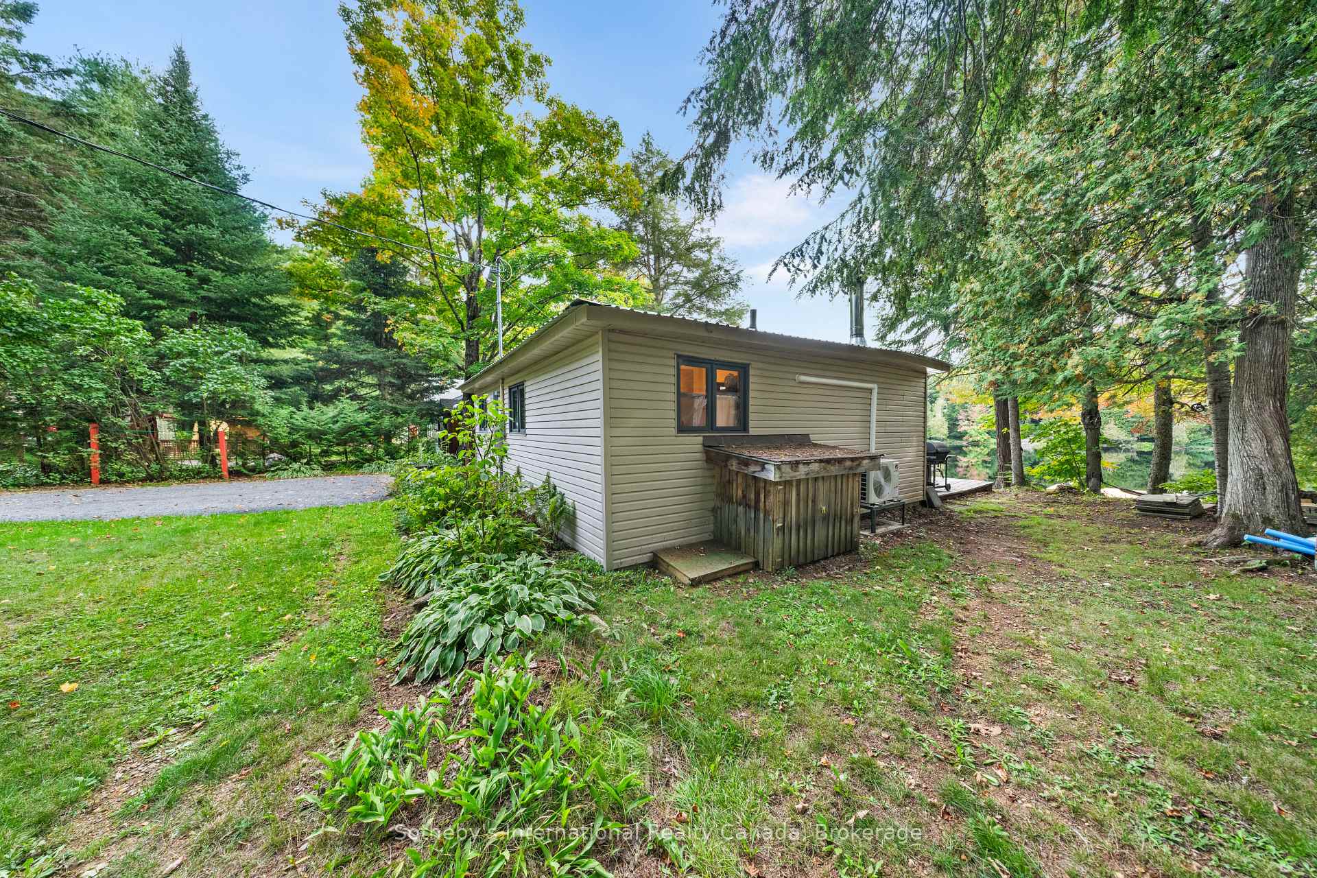 Photo 39 of 1054 Keysbury Drive, Algonquin Highlands, McClintock — HOMEH