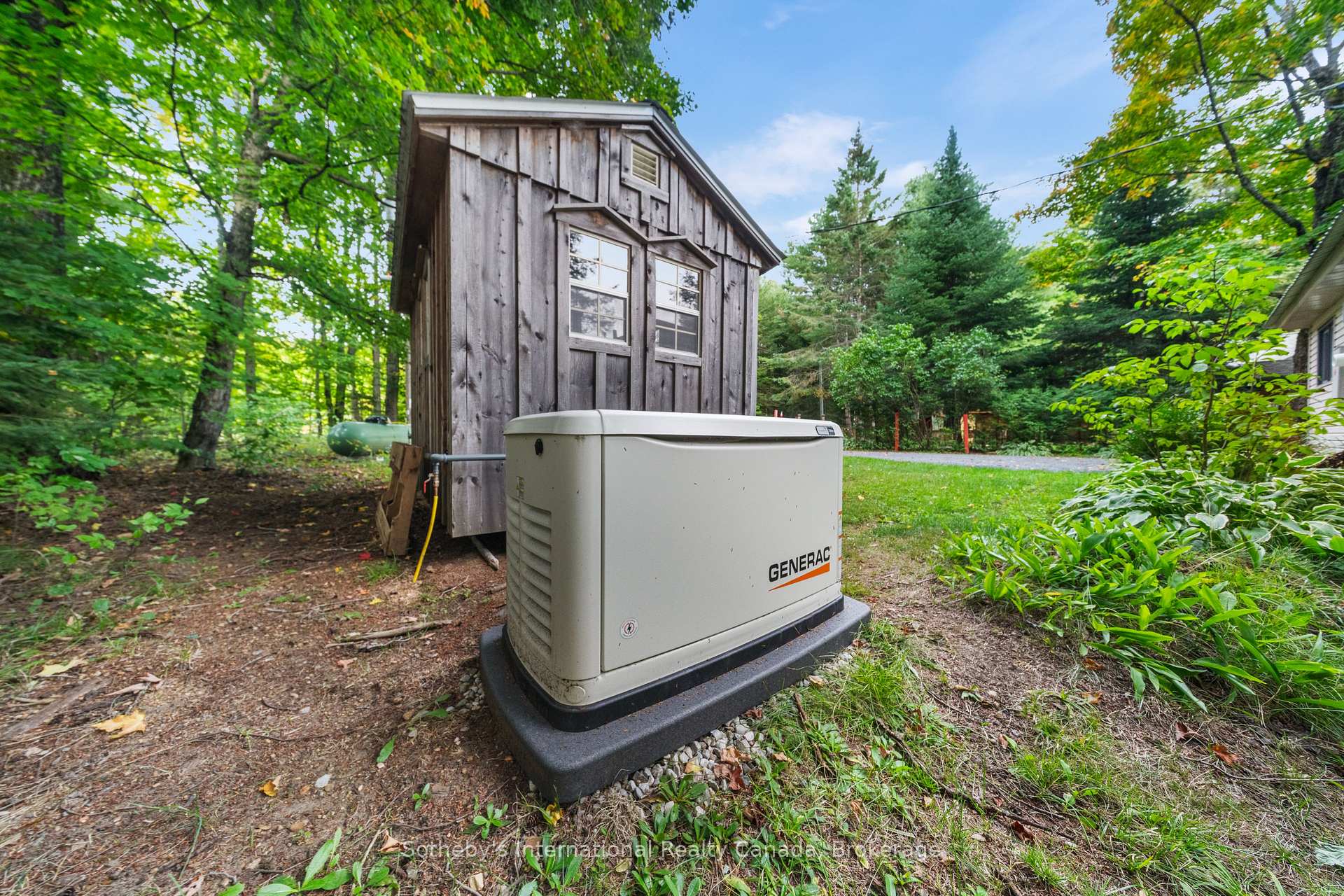 Photo 40 of 1054 Keysbury Drive, Algonquin Highlands, McClintock — HOMEH