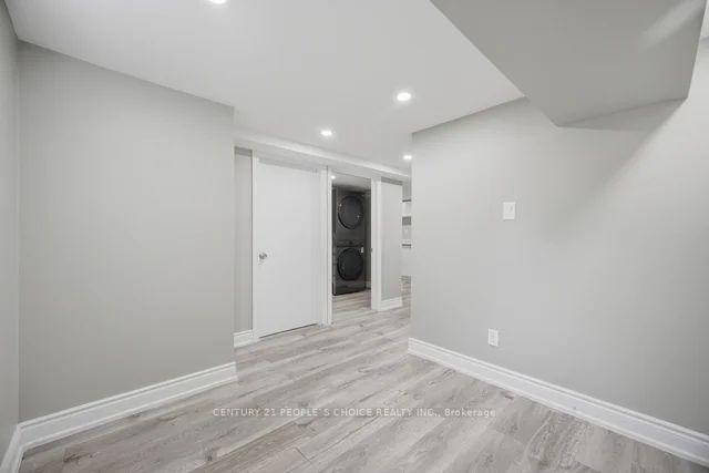 Photo 3 of Unit -Lower, 249 Burnhamthorpe Road, Etobicoke, Islington-City Centre West — HOMEH