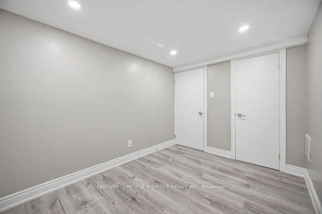 Photo 11 of Unit -Lower, 249 Burnhamthorpe Road, Etobicoke, Islington-City Centre West — HOMEH
