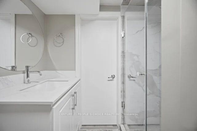 Photo 13 of Unit -Lower, 249 Burnhamthorpe Road, Etobicoke, Islington-City Centre West — HOMEH