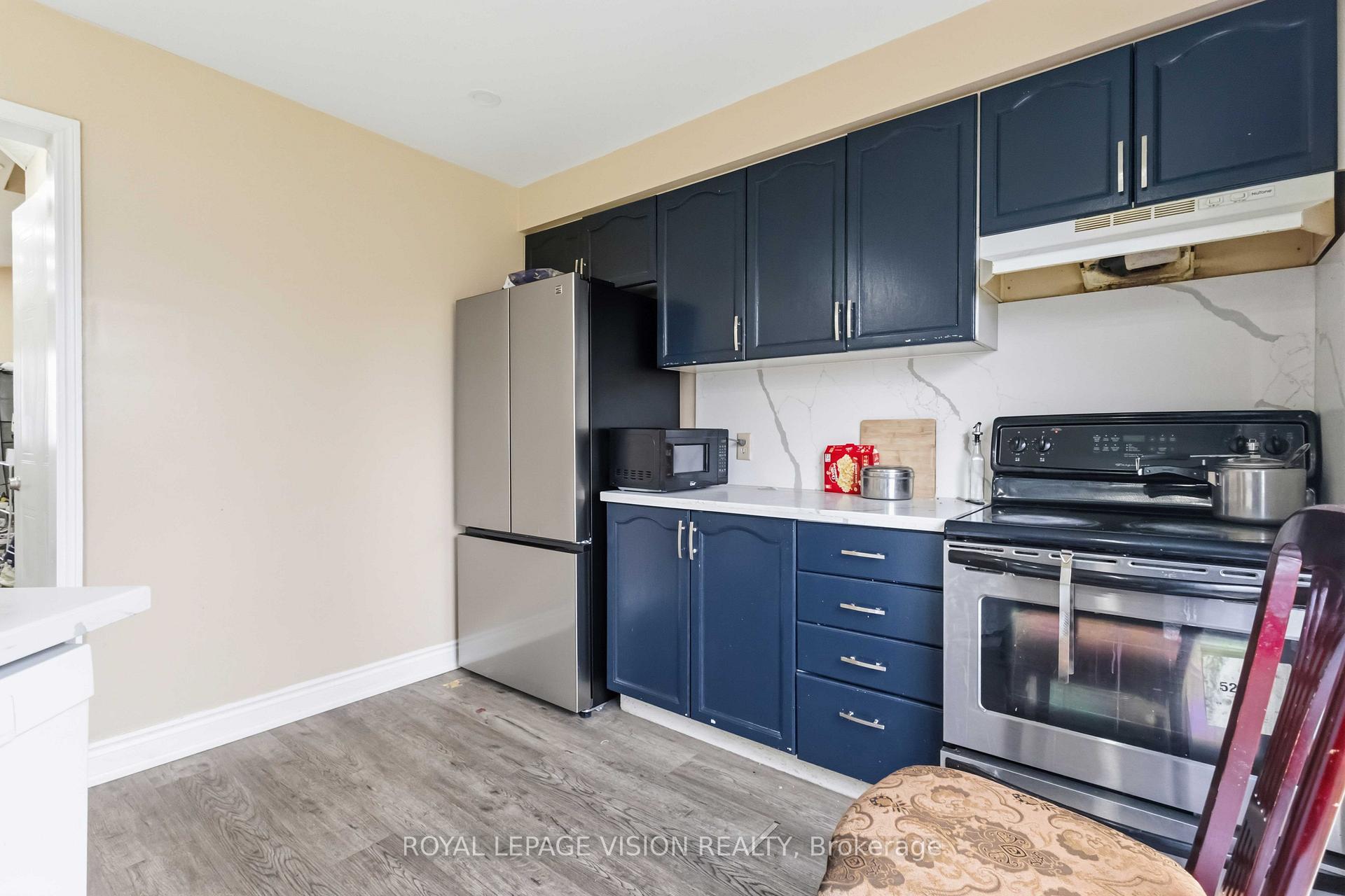 Photo 13 of 1815 Dalhousie Crescent, Oshawa, Samac — HOMEH