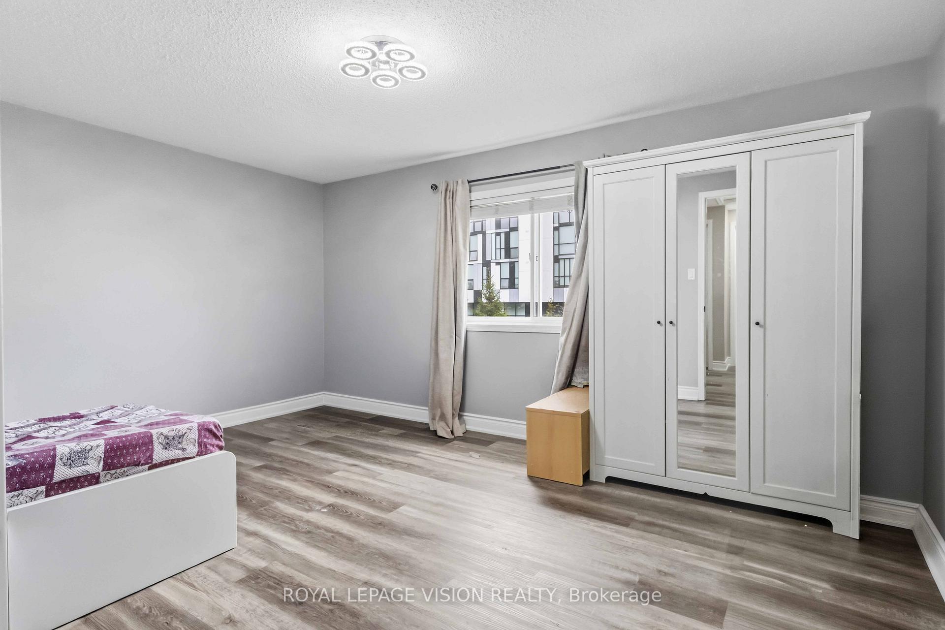 Photo 19 of 1815 Dalhousie Crescent, Oshawa, Samac — HOMEH