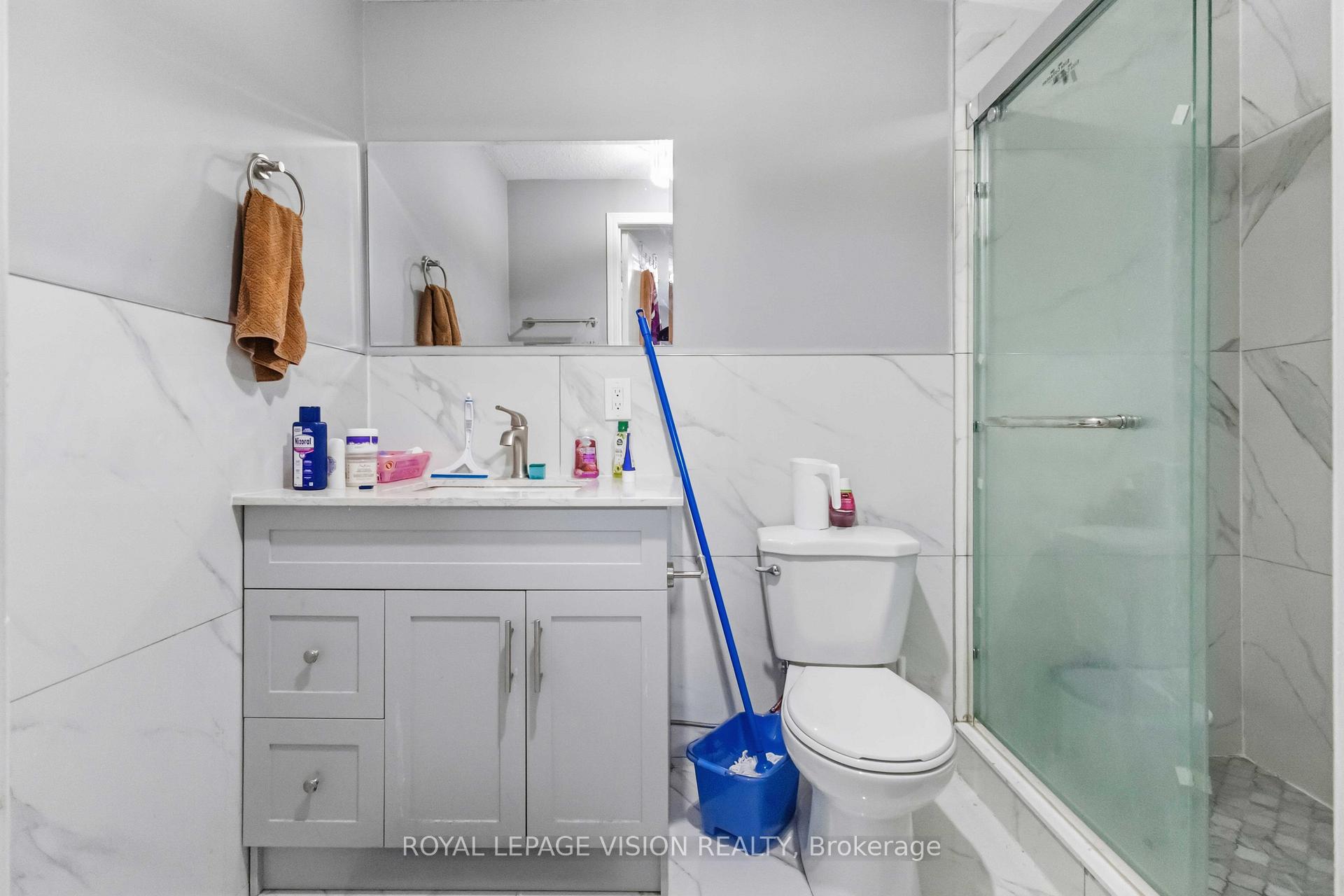Photo 21 of 1815 Dalhousie Crescent, Oshawa, Samac — HOMEH
