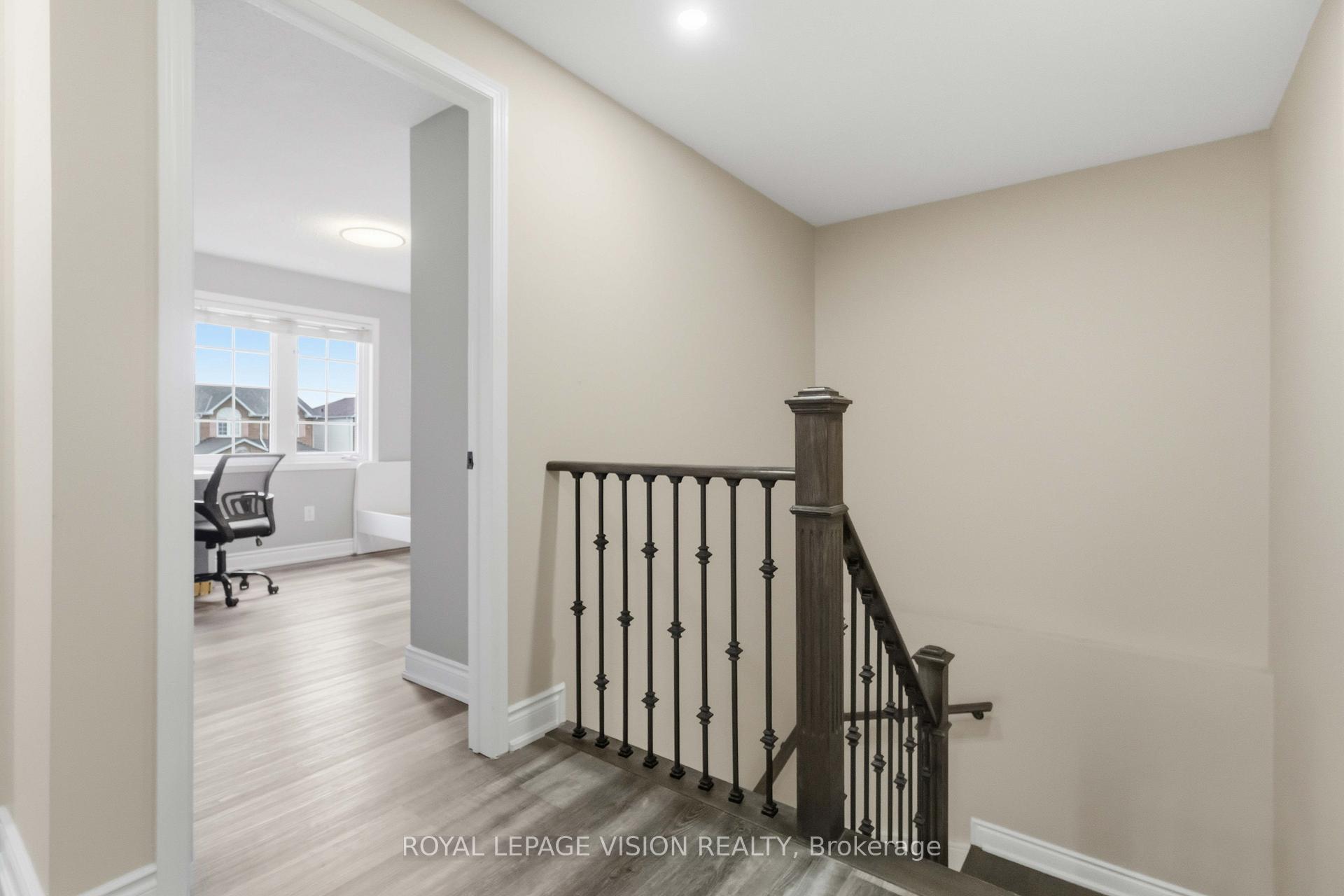 Photo 24 of 1815 Dalhousie Crescent, Oshawa, Samac — HOMEH