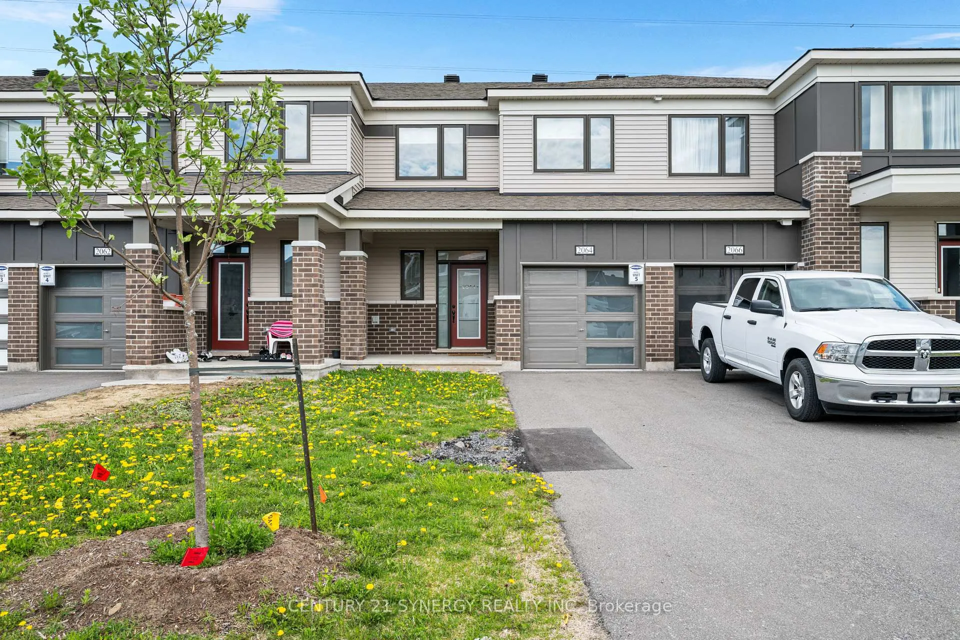 Photo 1 of 2064 Winsome Terrace, Ottawa, Fallingbrook/Gardenway South — HOMEH