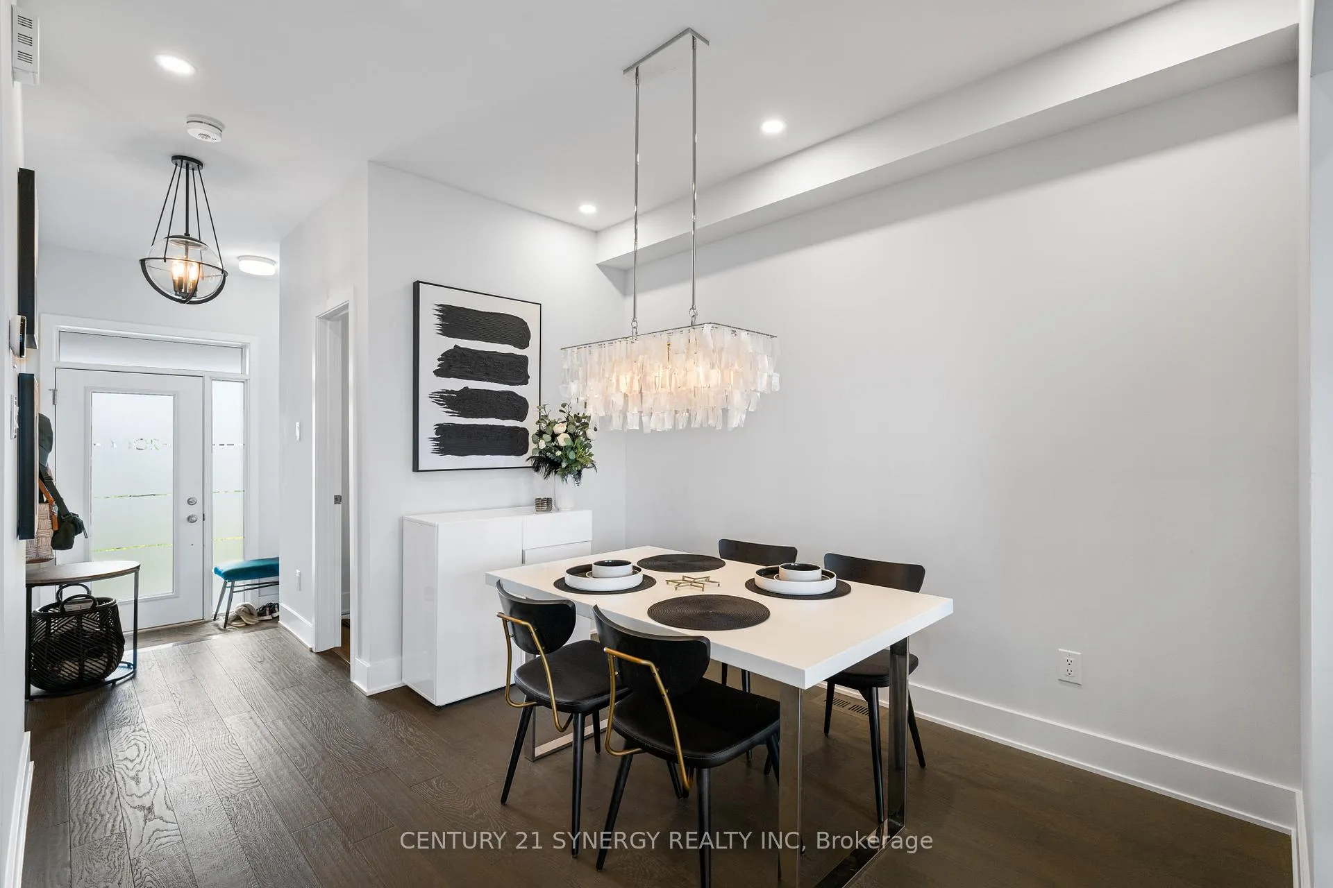 Photo 6 of 2064 Winsome Terrace, Ottawa, Fallingbrook/Gardenway South — HOMEH