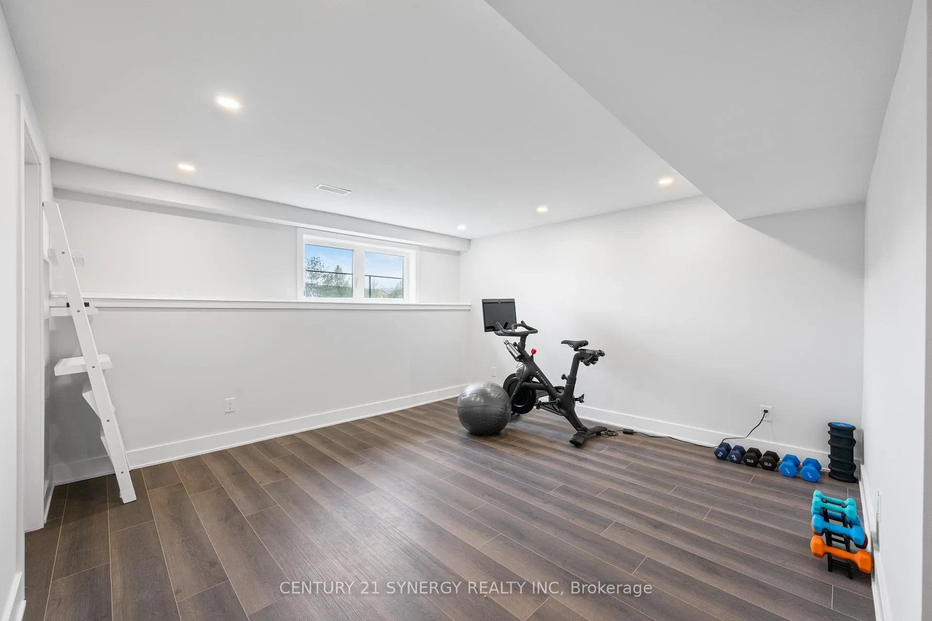 Photo 22 of 2064 Winsome Terrace, Ottawa, Fallingbrook/Gardenway South — HOMEH