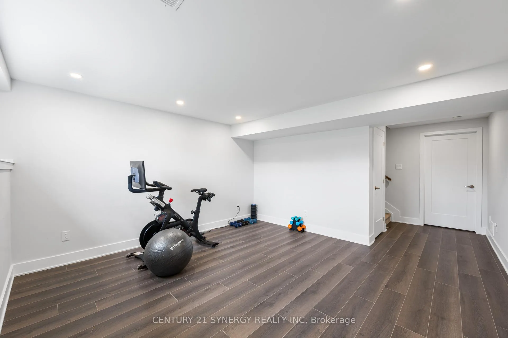 Photo 23 of 2064 Winsome Terrace, Ottawa, Fallingbrook/Gardenway South — HOMEH