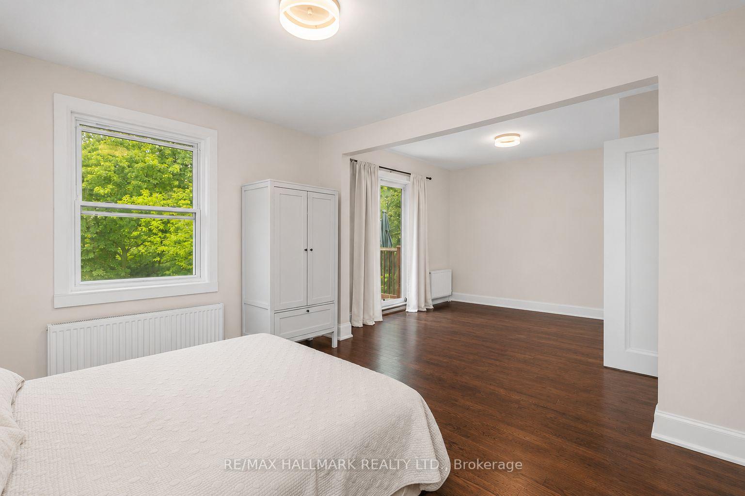 Photo 11 of 8 Davies Crescent, Toronto, East York — HOMEH