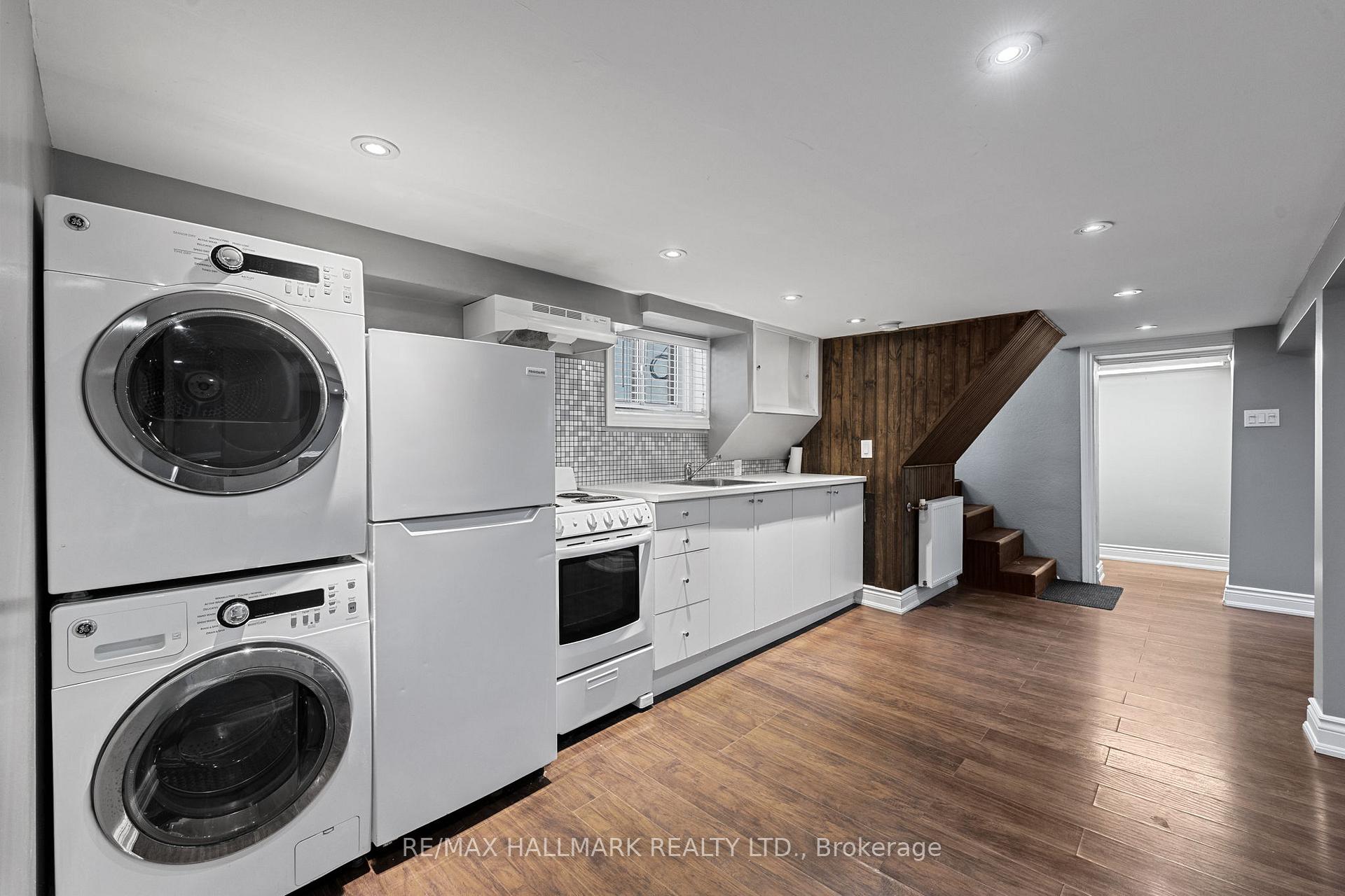 Photo 19 of 8 Davies Crescent, Toronto, East York — HOMEH