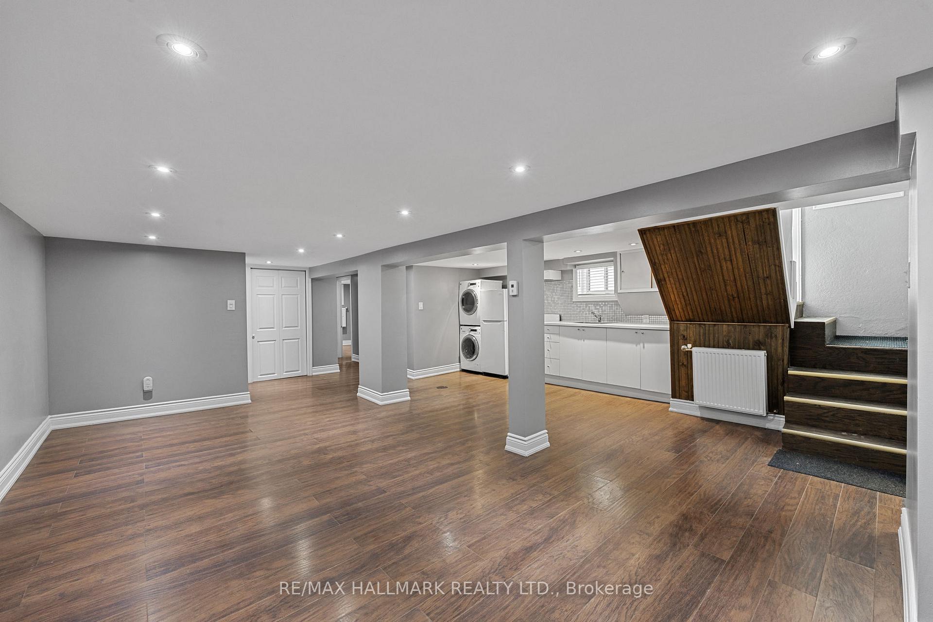 Photo 22 of 8 Davies Crescent, Toronto, East York — HOMEH
