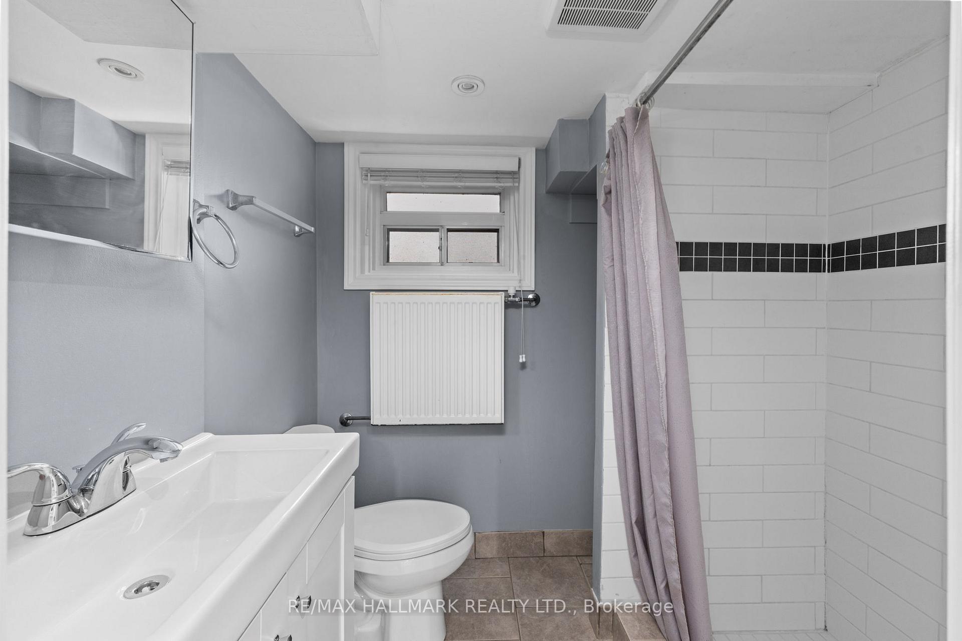 Photo 27 of 8 Davies Crescent, Toronto, East York — HOMEH