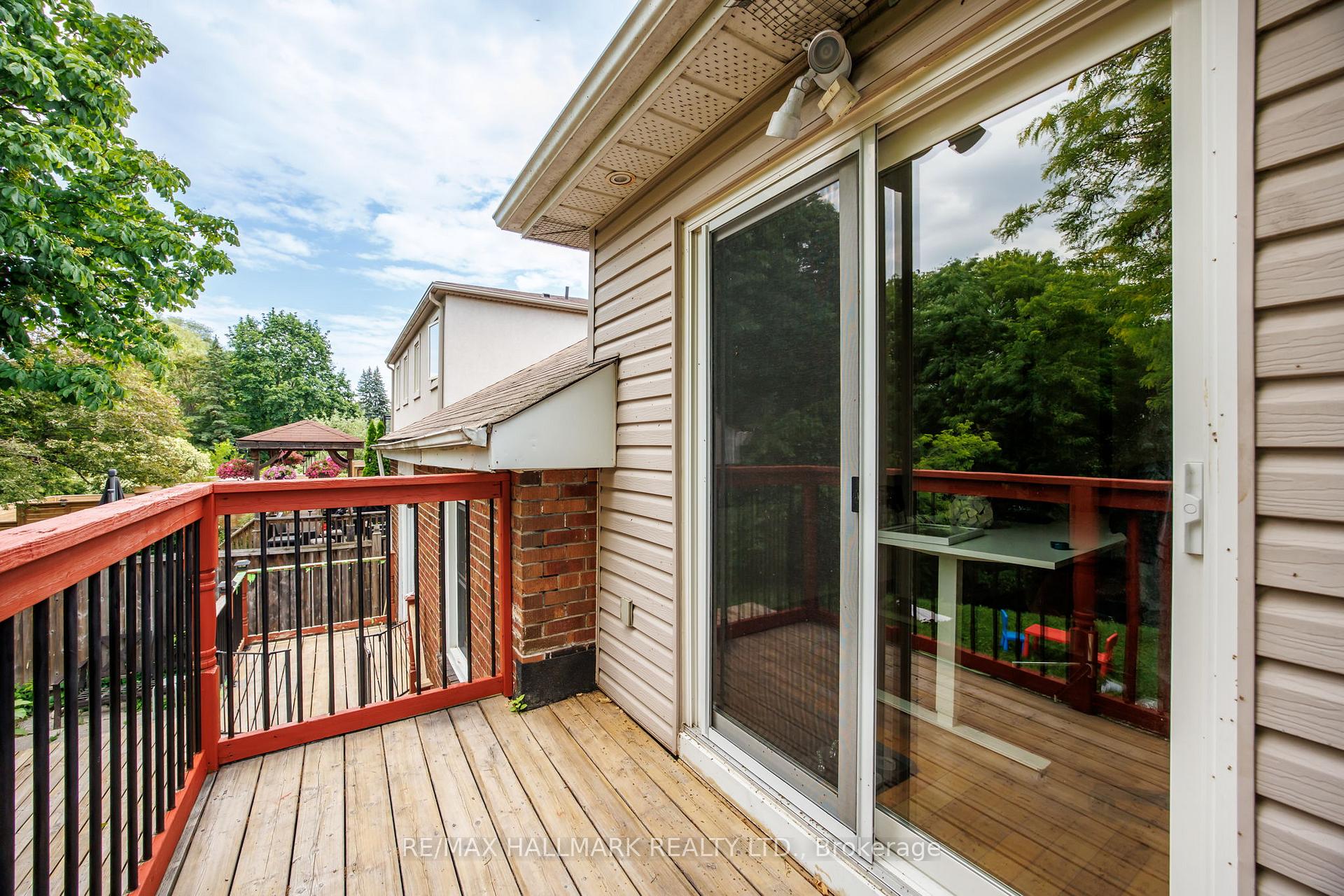 Photo 28 of 8 Davies Crescent, Toronto, East York — HOMEH
