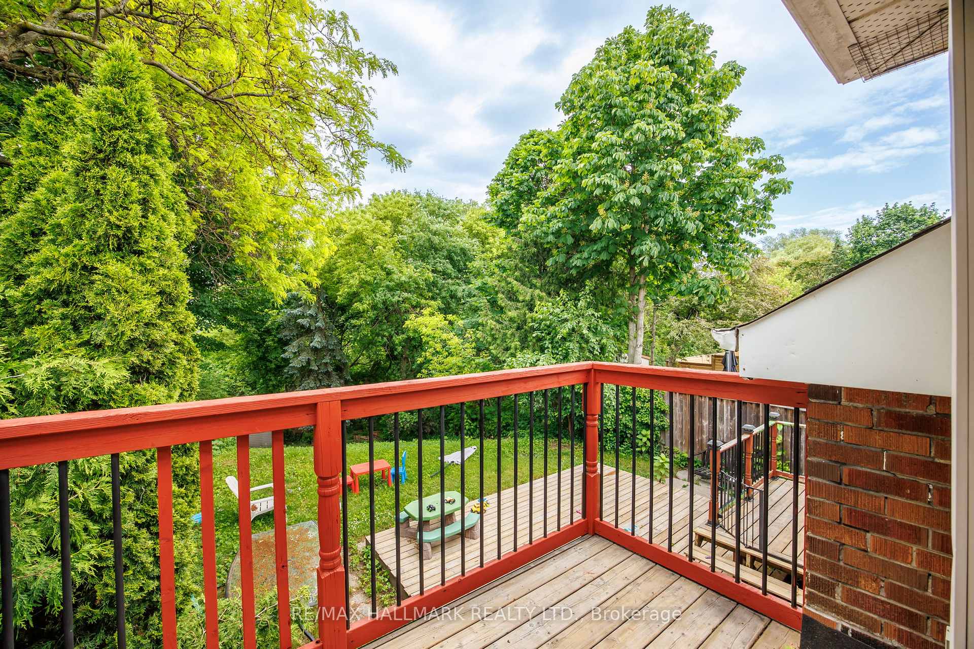 Photo 29 of 8 Davies Crescent, Toronto, East York — HOMEH