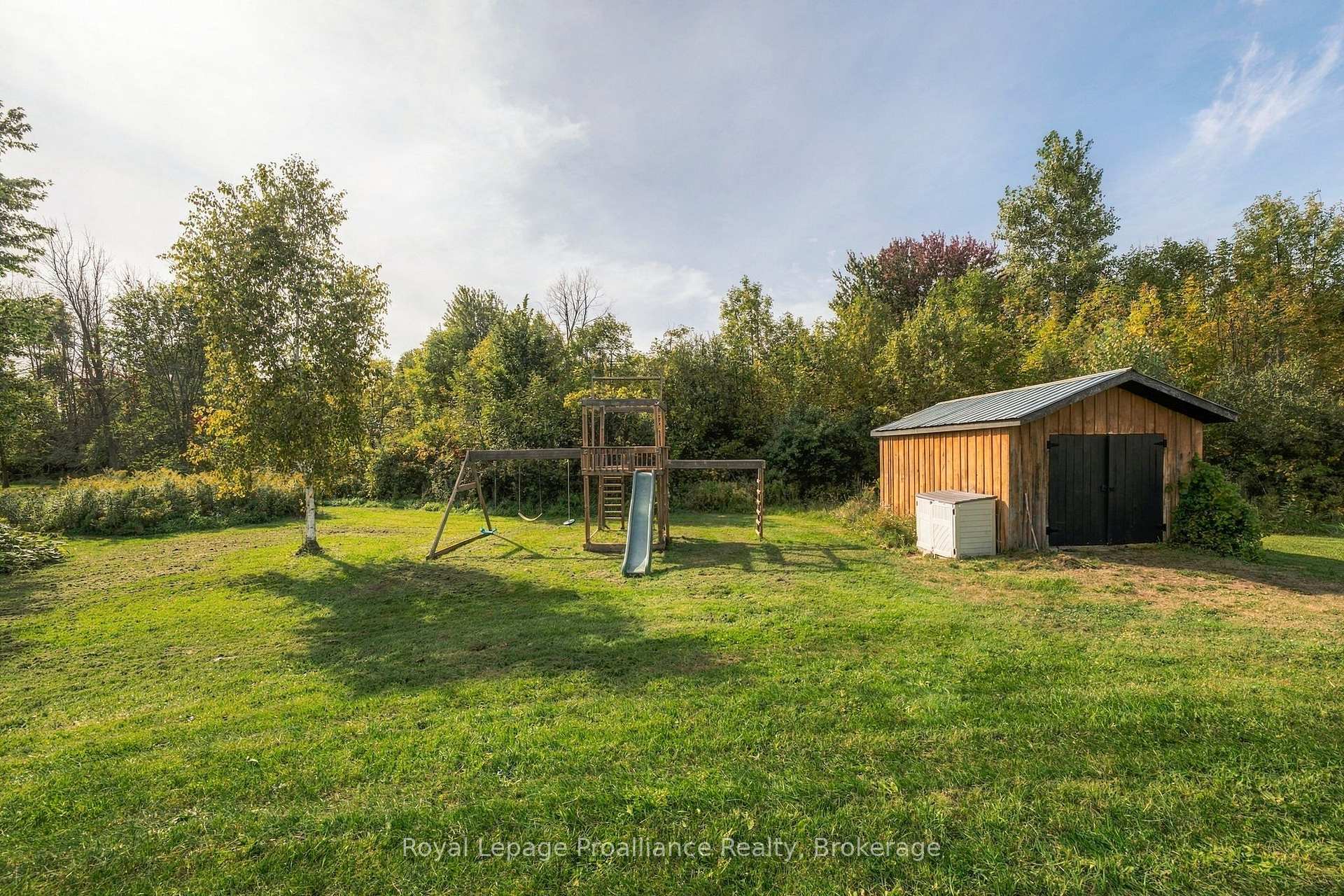 Photo 39 of 16 Bonisteel Road, Quinte West, Sidney Ward — HOMEH