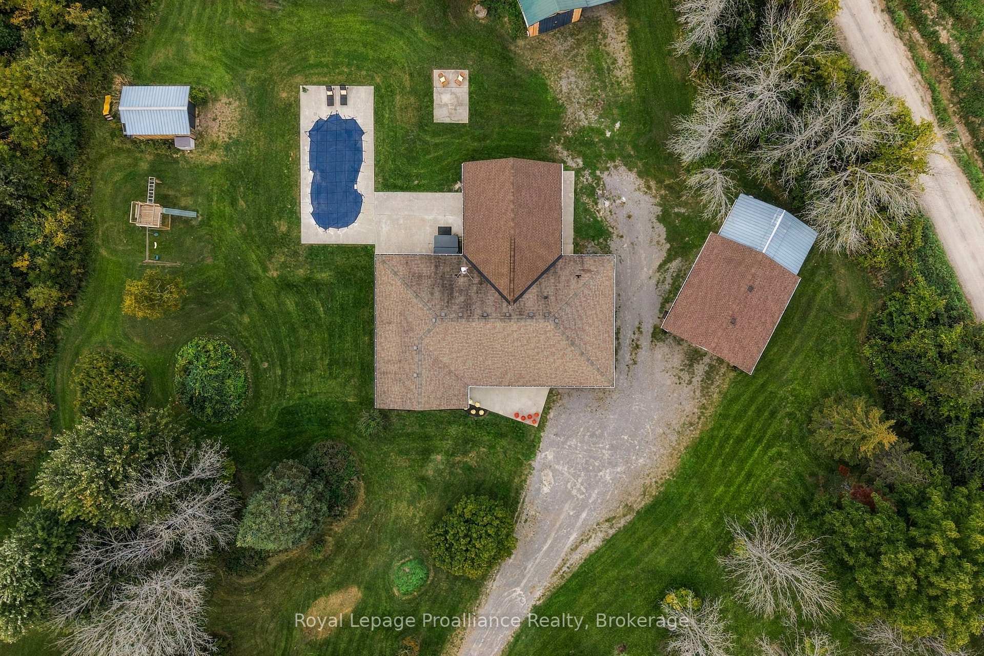 Photo 42 of 16 Bonisteel Road, Quinte West, Sidney Ward — HOMEH