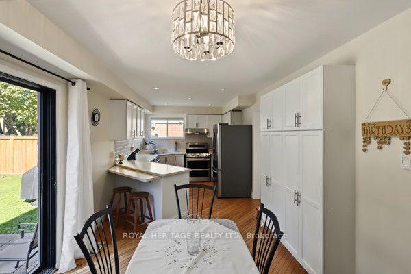 Photo 17 of 19 Peachtree Crescent, Clarington, Bowmanville — HOMEH
