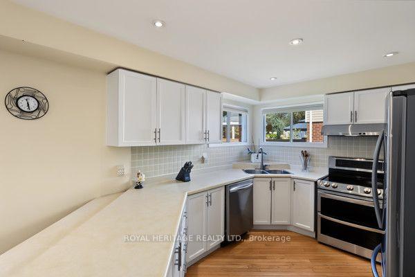 Photo 19 of 19 Peachtree Crescent, Clarington, Bowmanville — HOMEH