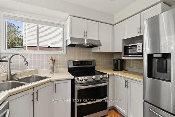 Photo 21 of 19 Peachtree Crescent, Clarington, Bowmanville — HOMEH