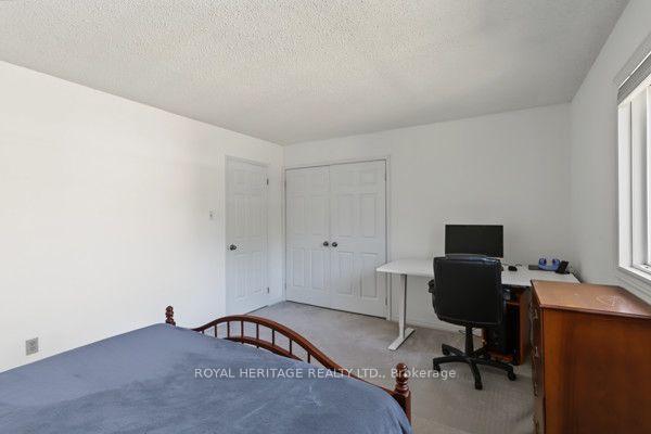 Photo 33 of 19 Peachtree Crescent, Clarington, Bowmanville — HOMEH