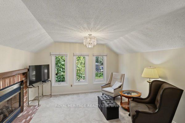 Photo 38 of 19 Peachtree Crescent, Clarington, Bowmanville — HOMEH