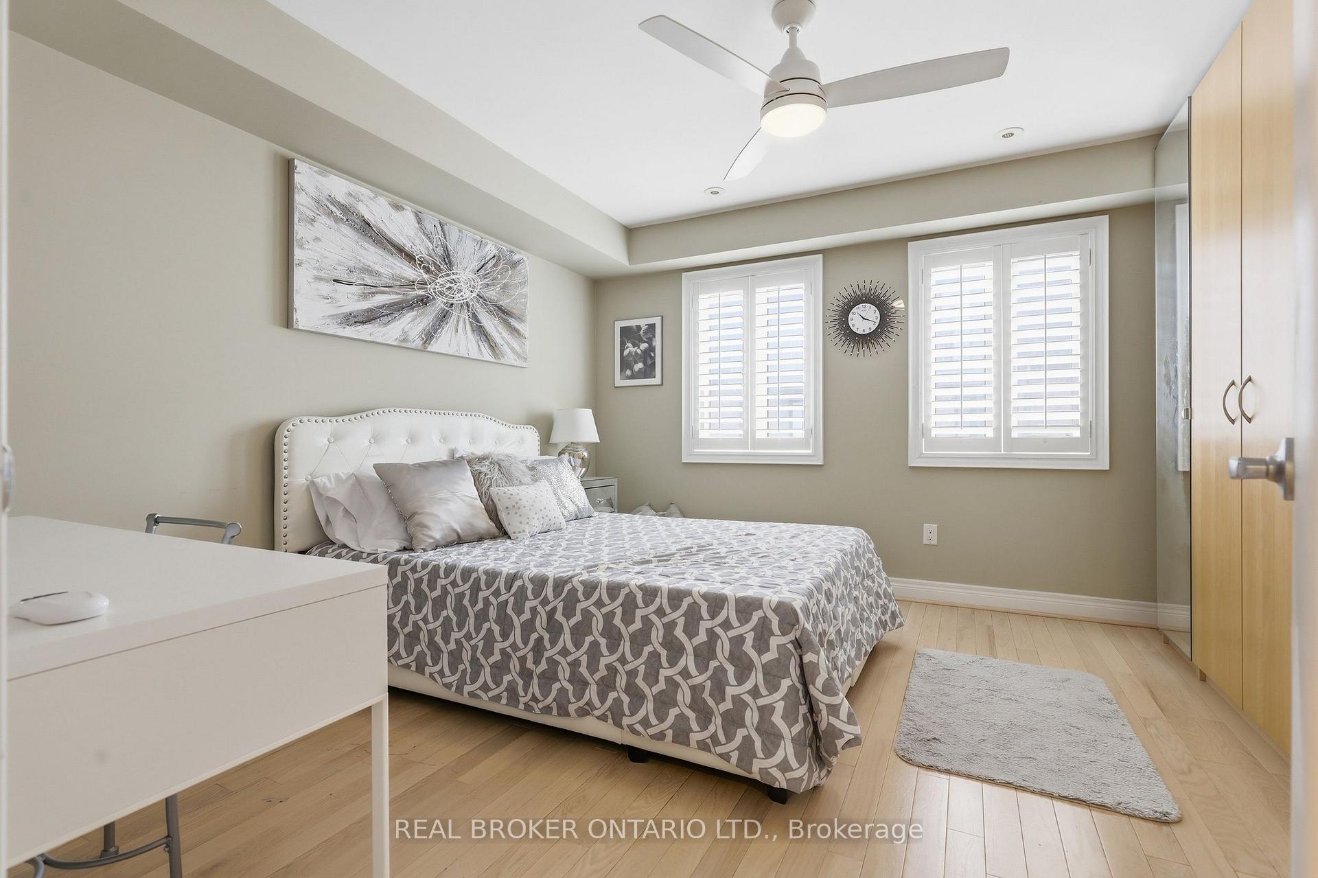 Photo 14 of 39 Lobo Mews, Etobicoke, Islington-City Centre West — HOMEH