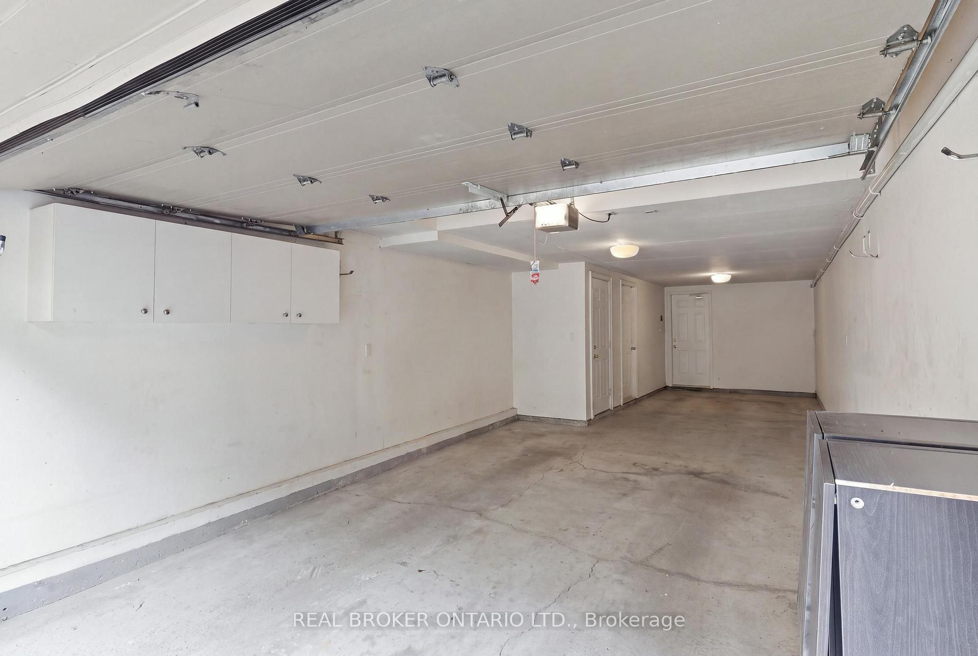 Photo 22 of 39 Lobo Mews, Etobicoke, Islington-City Centre West — HOMEH