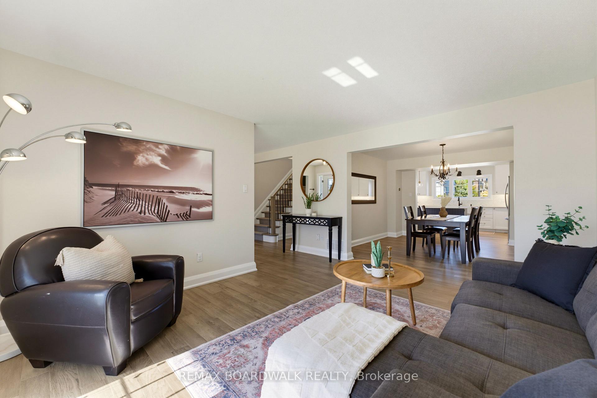 Photo 8 of 47 Mika Street, Ottawa, Stittsville (North) — HOMEH